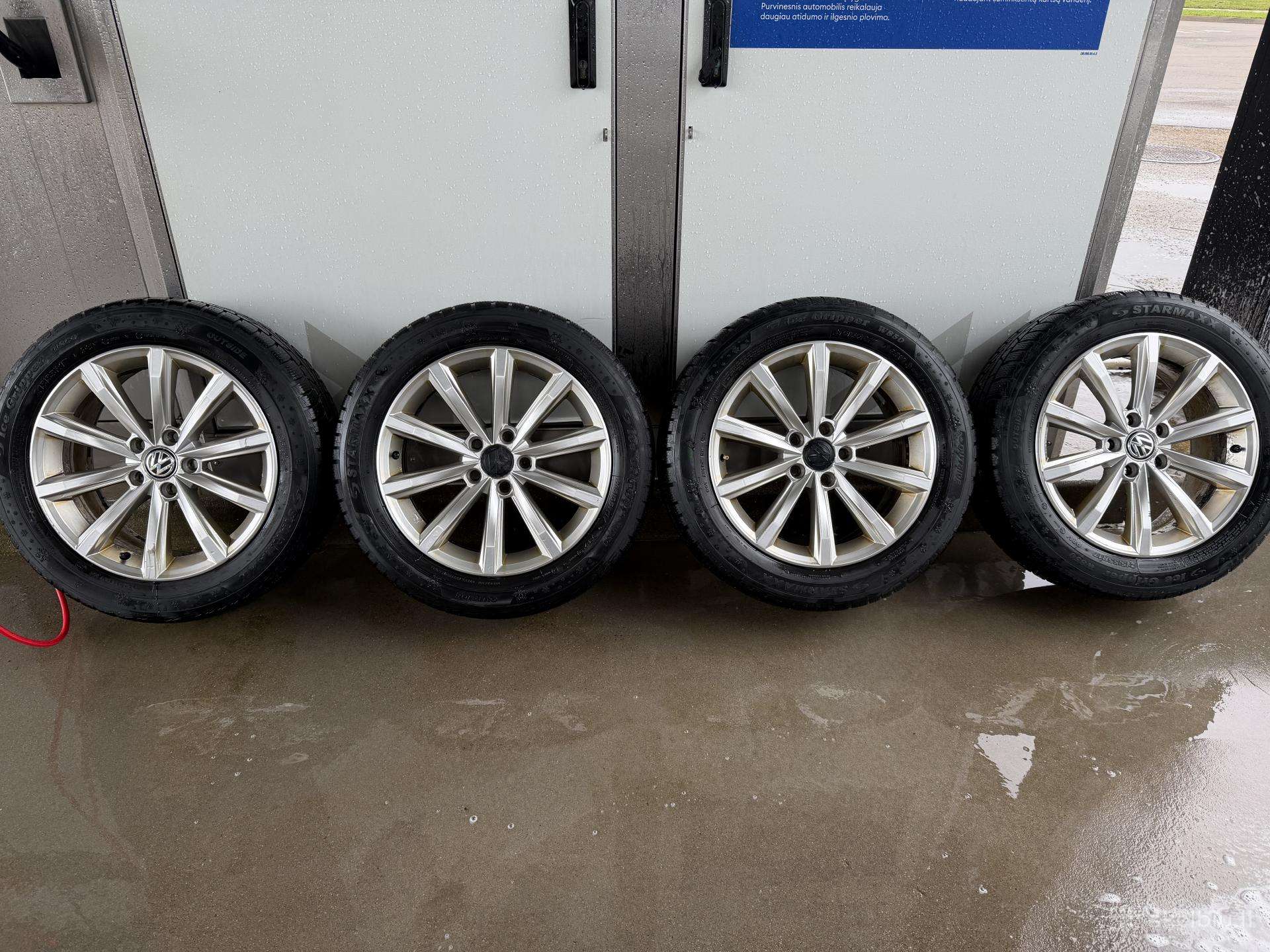 VW B8 R17 ratlankiai