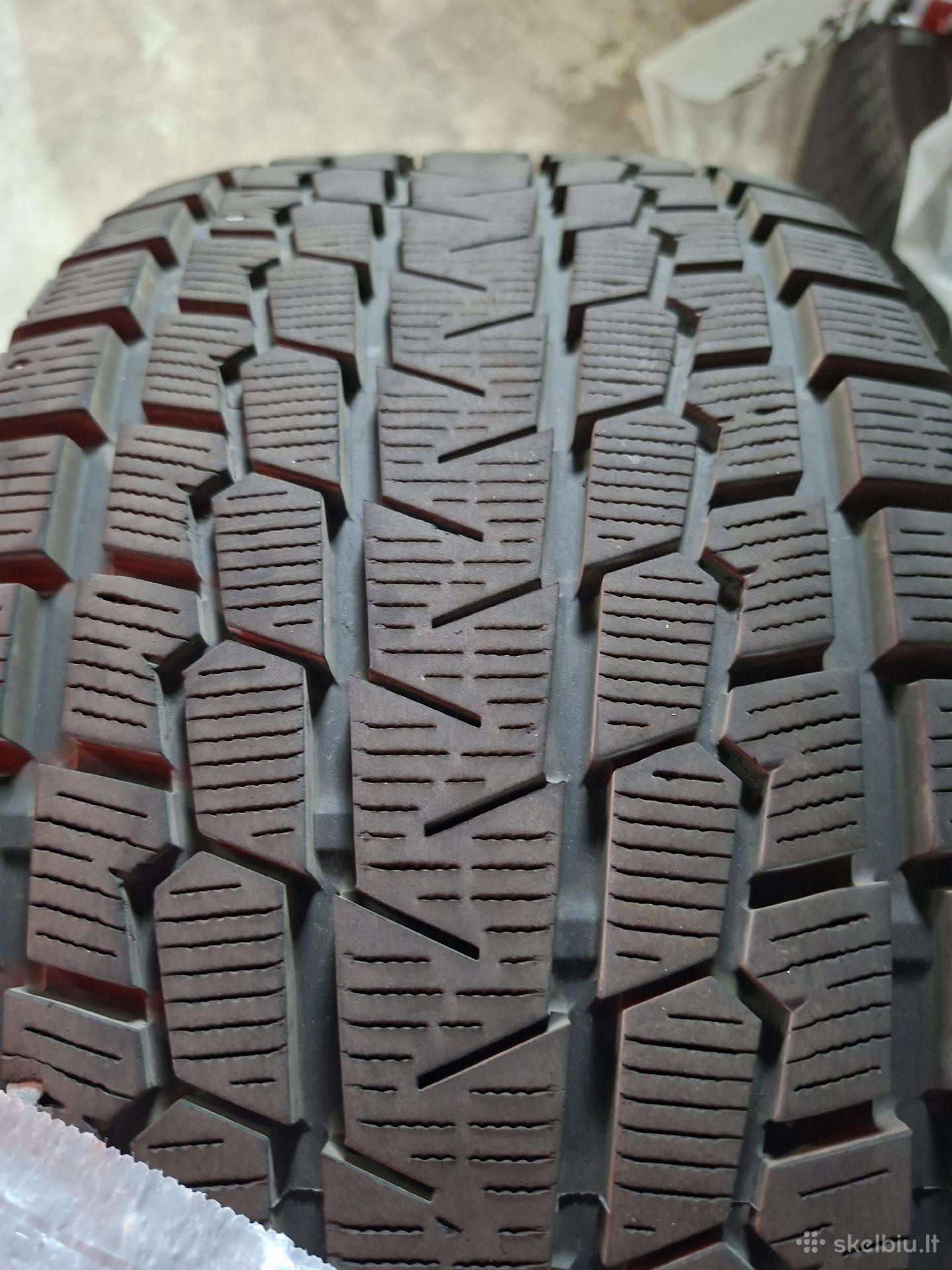 255 50 r20 Pirelli padangos Žieminės.