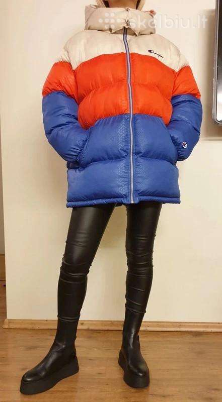 Stilinga šilta oversized Champion striukė