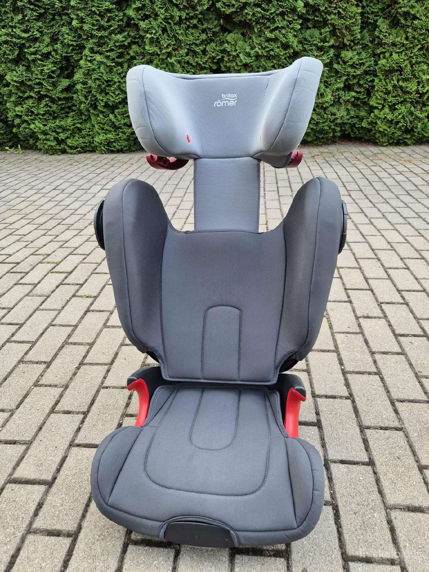 Automobilinė kėdutė