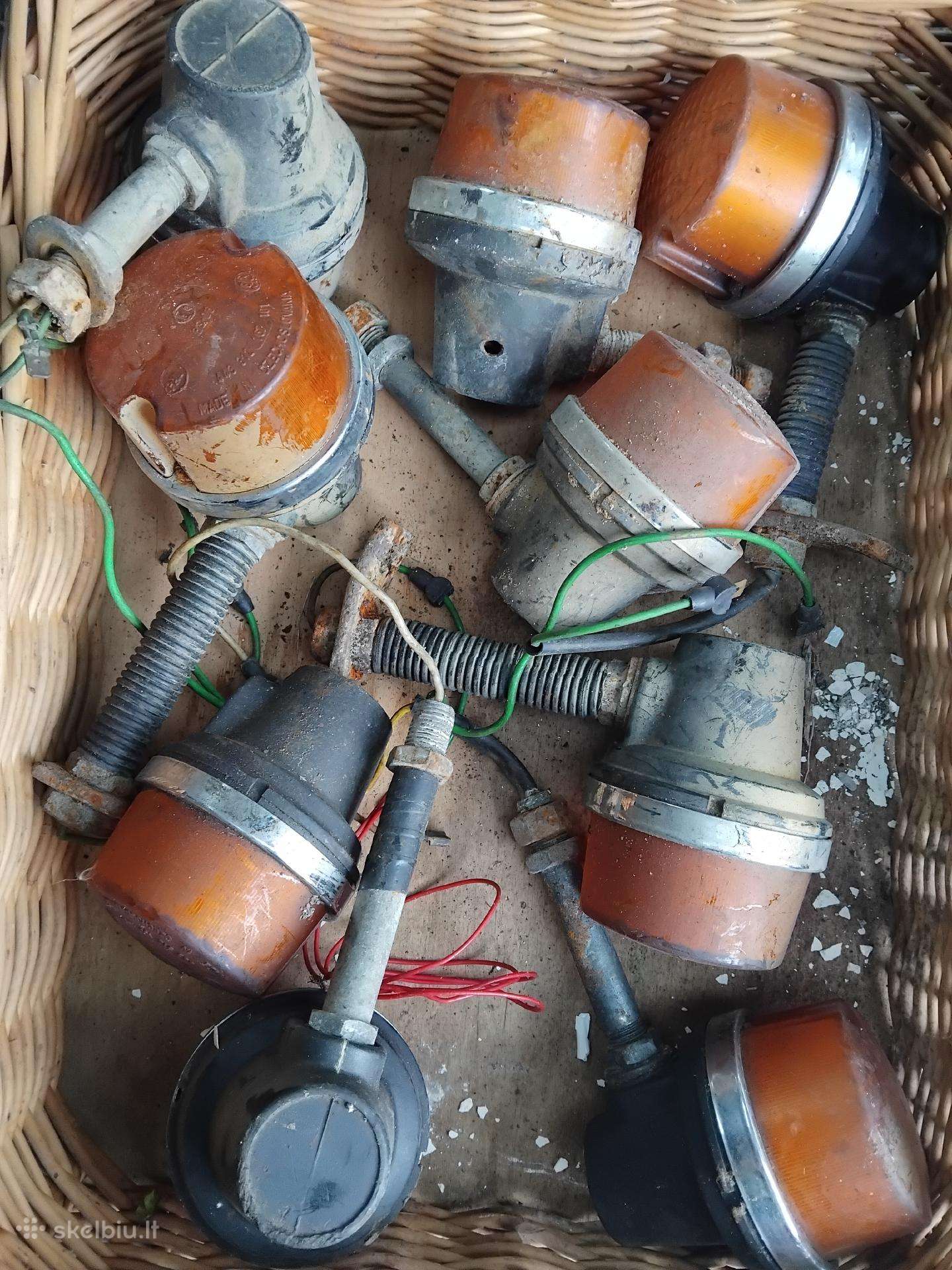 Jawa ir kitos moto dalys