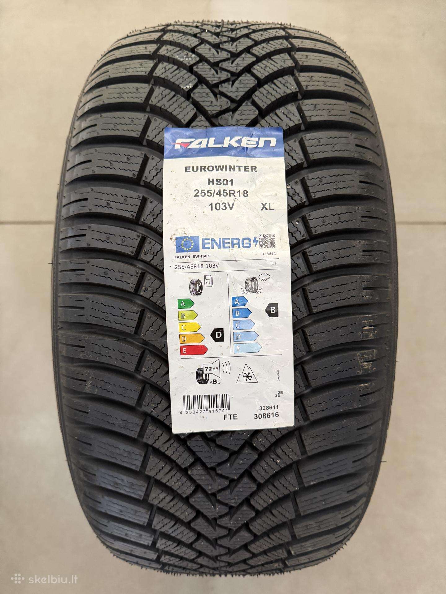 Falken Eurowinter Hs01 255/45r18 103v XL
