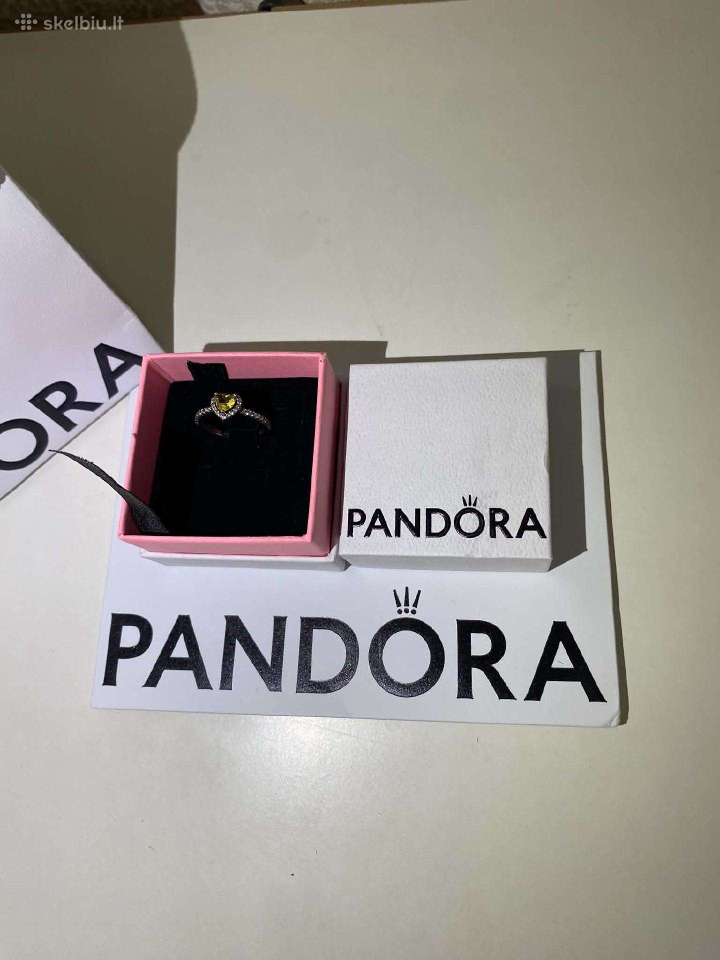 Pandora žiedas