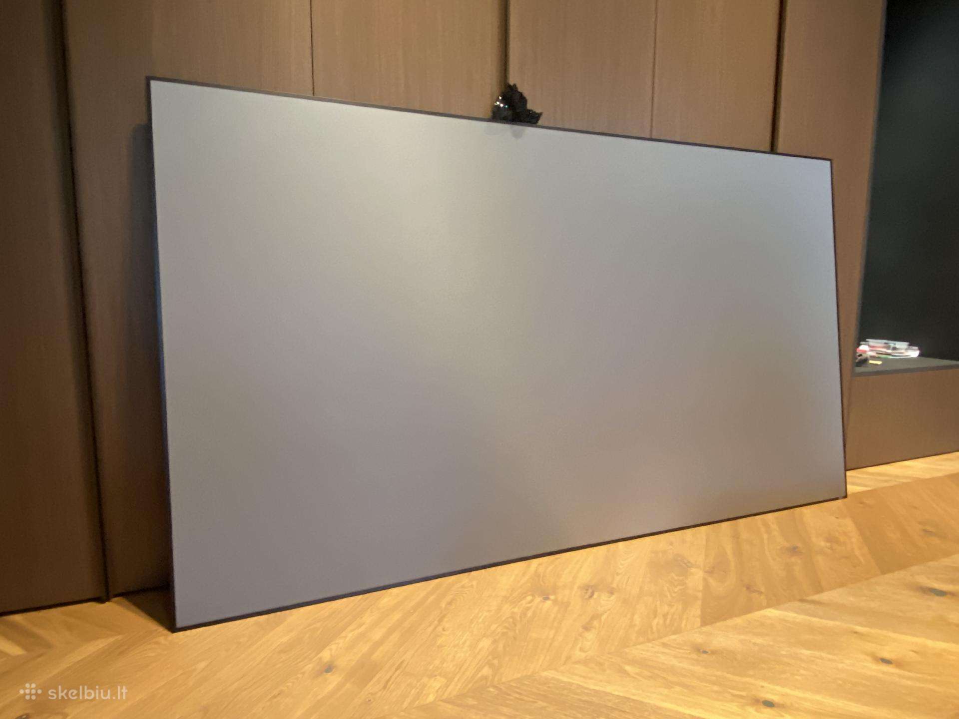Formovie 100 Fresnel Alr projektoriaus ekranas