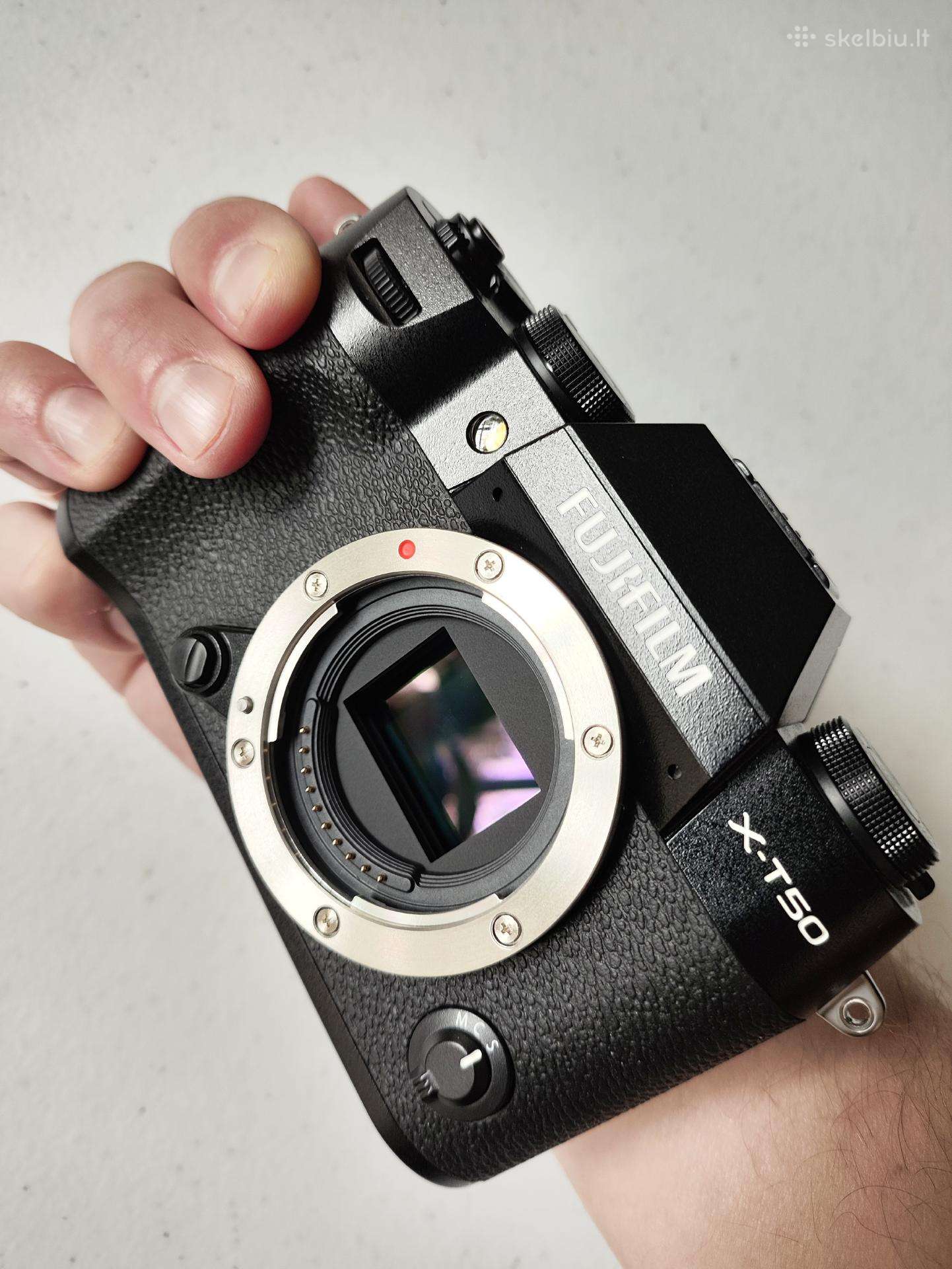Fujifilm X-t50 su garantija!