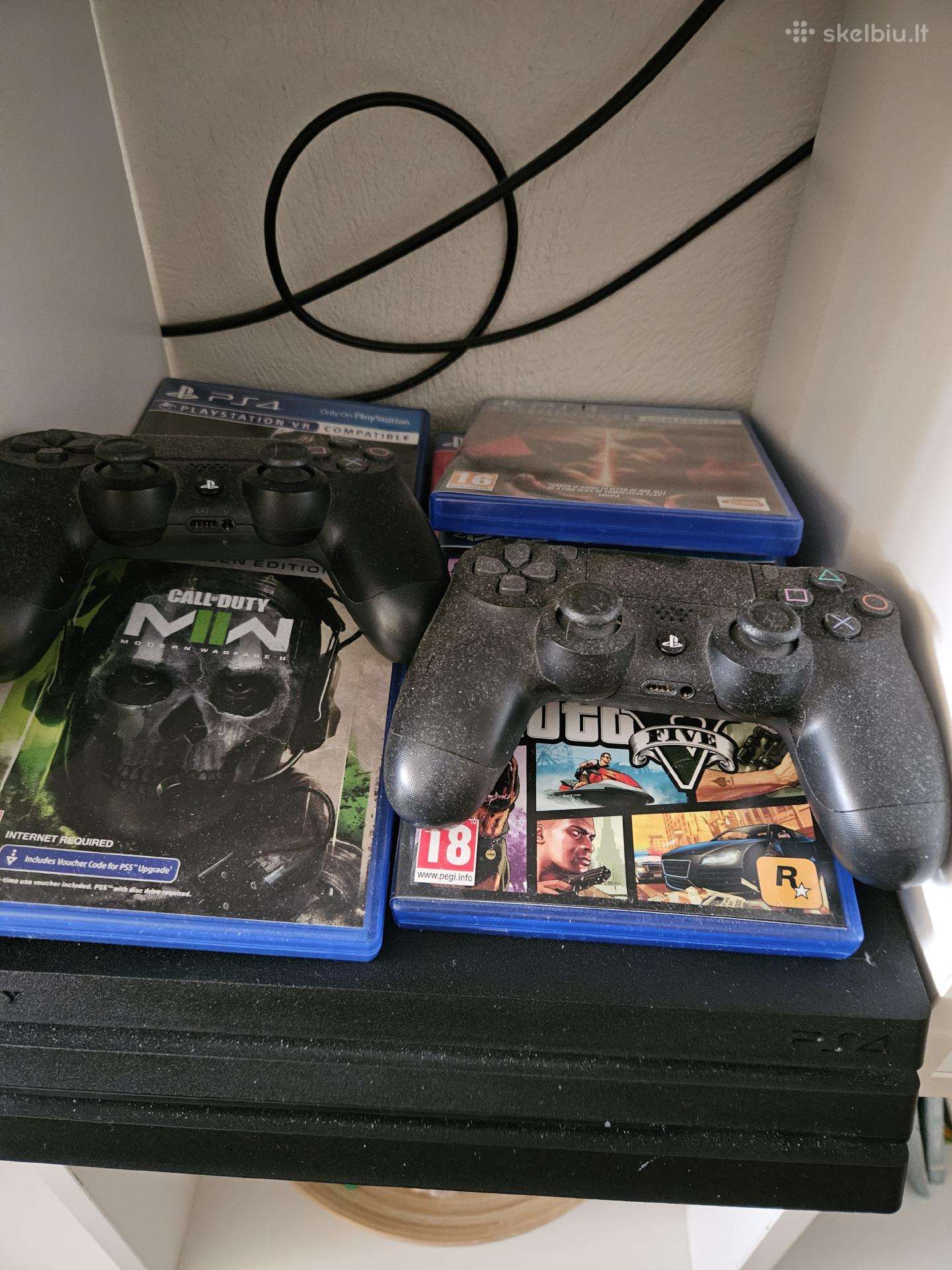 Ps4 Pro, 1tb, du pulteliai, 5 žaidimai