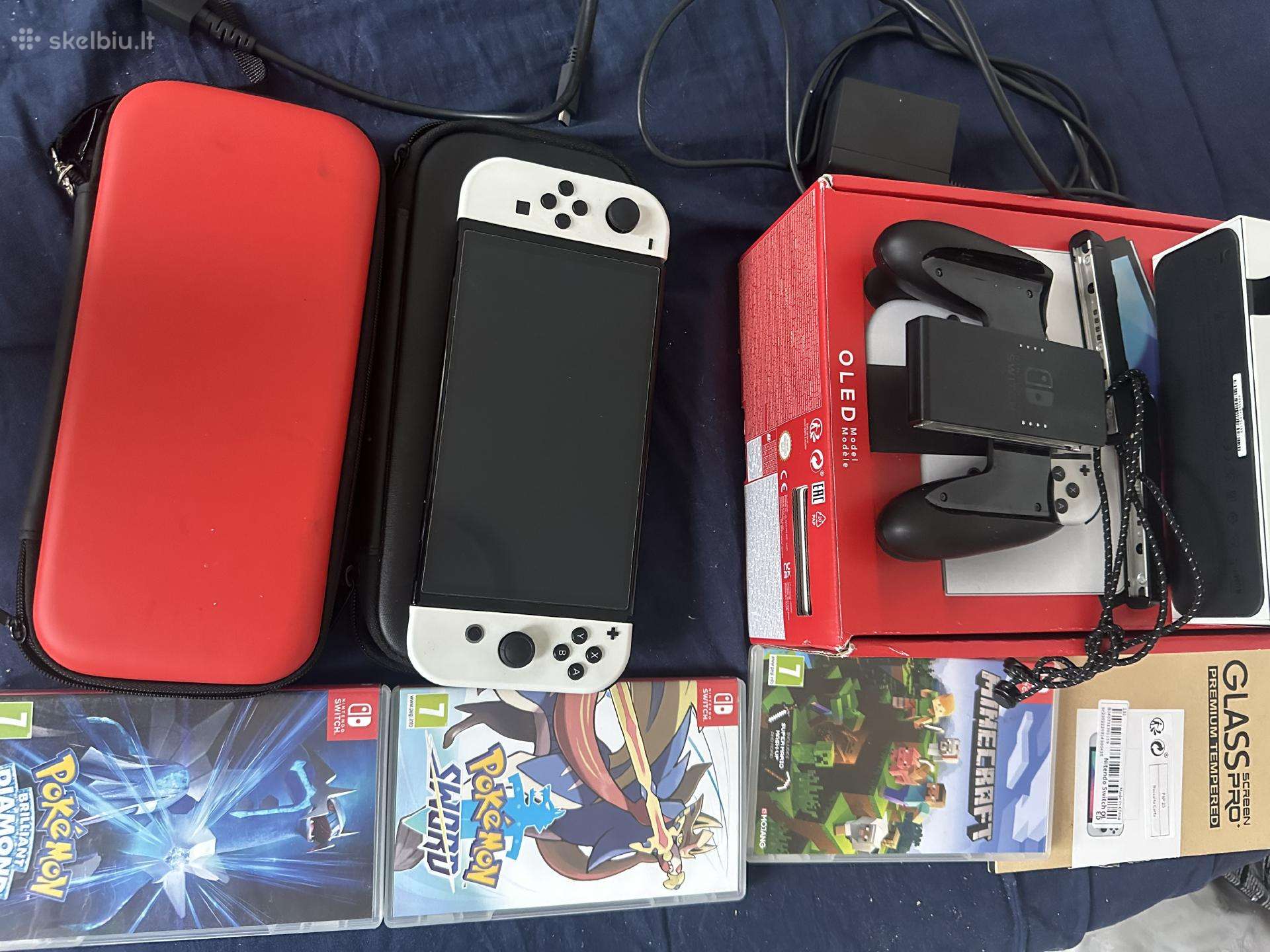 Parduodu nintendo switch oled su zaidimais
