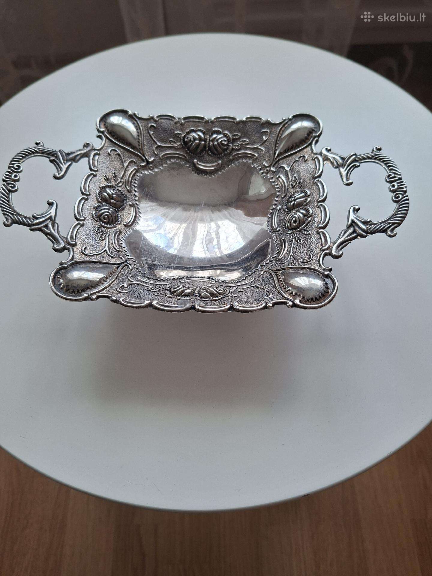 Vintažinė melchiorinė vazelė