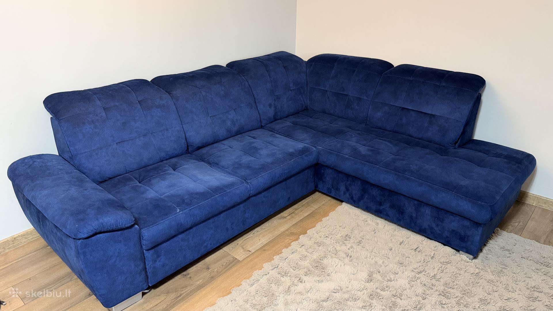 Kampinė sofa