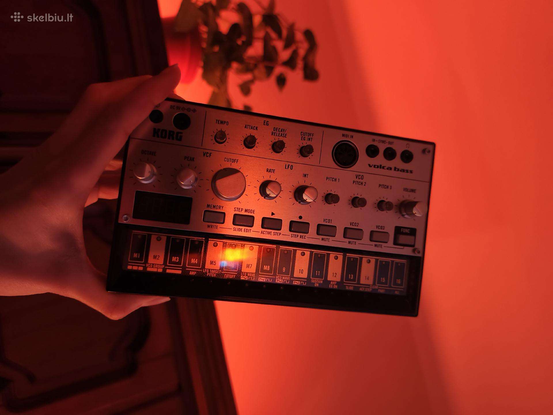 Korg Volca Bass