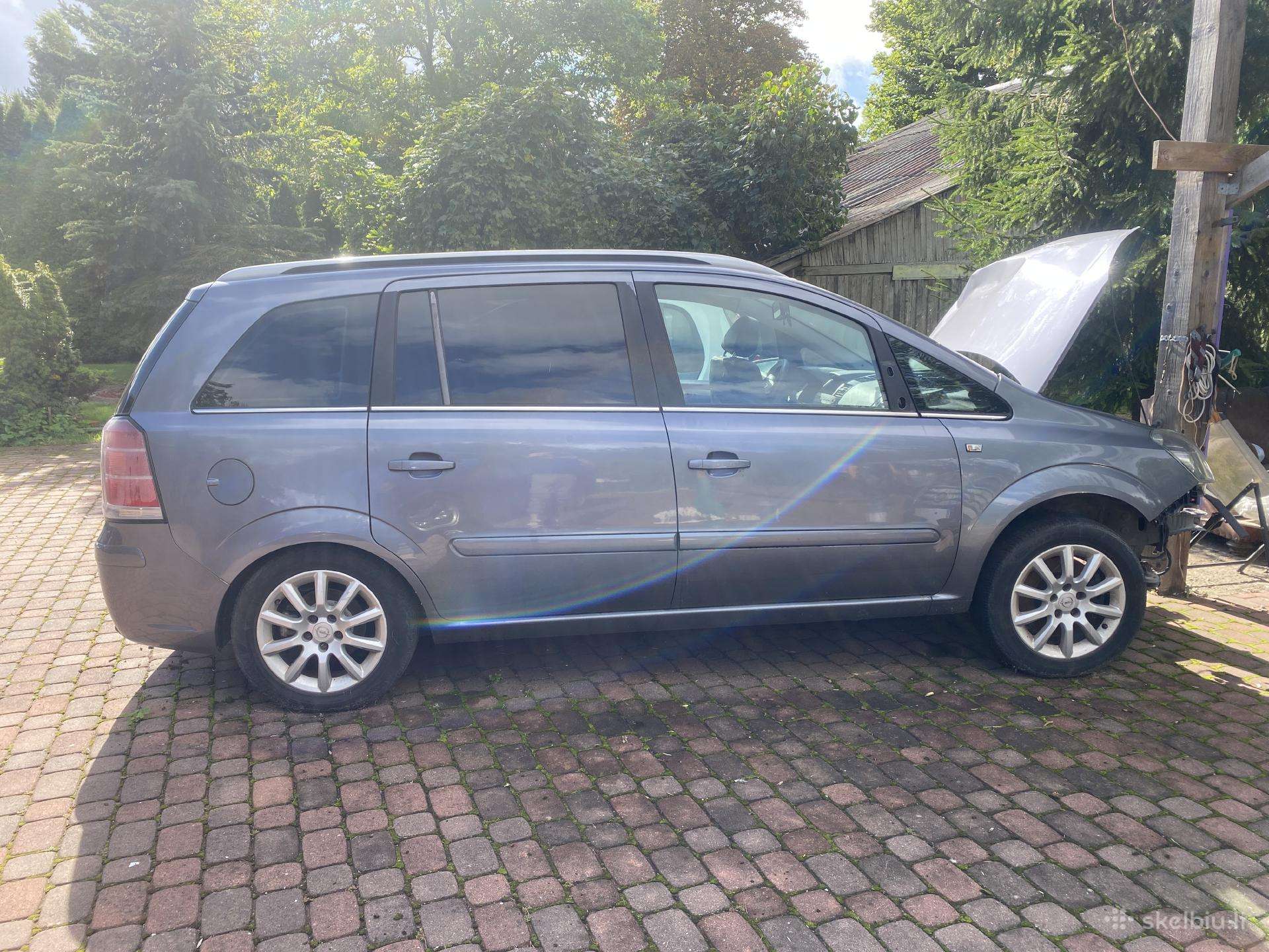 Opel Zafira B 2006 1.9 Cdti