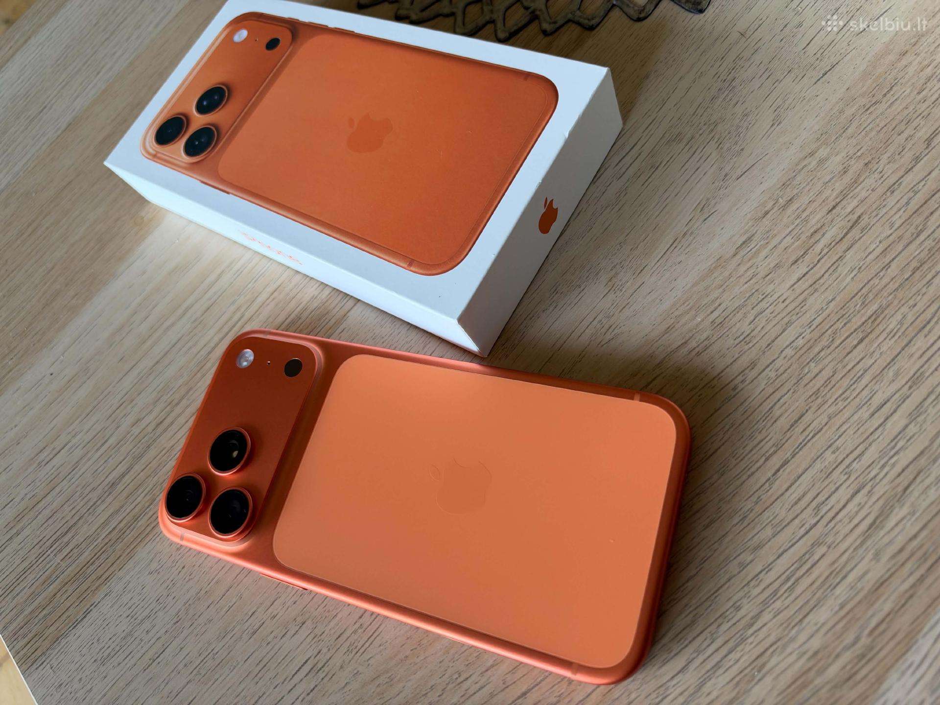 iPhone 17 Pro Max Cosmic Orange 256gb