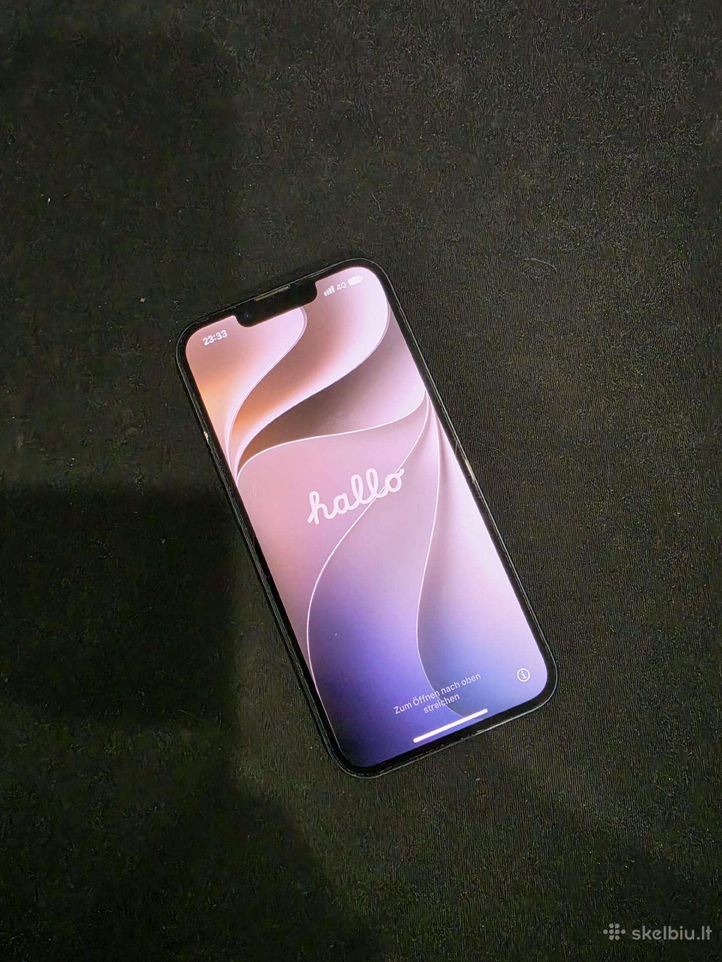 iPhone 13