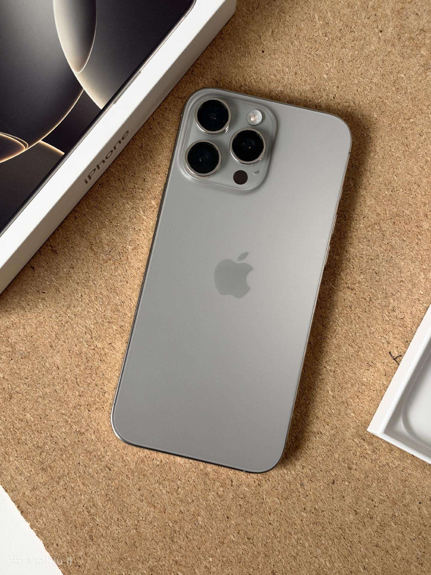 iPhone 16 pro max 256gb