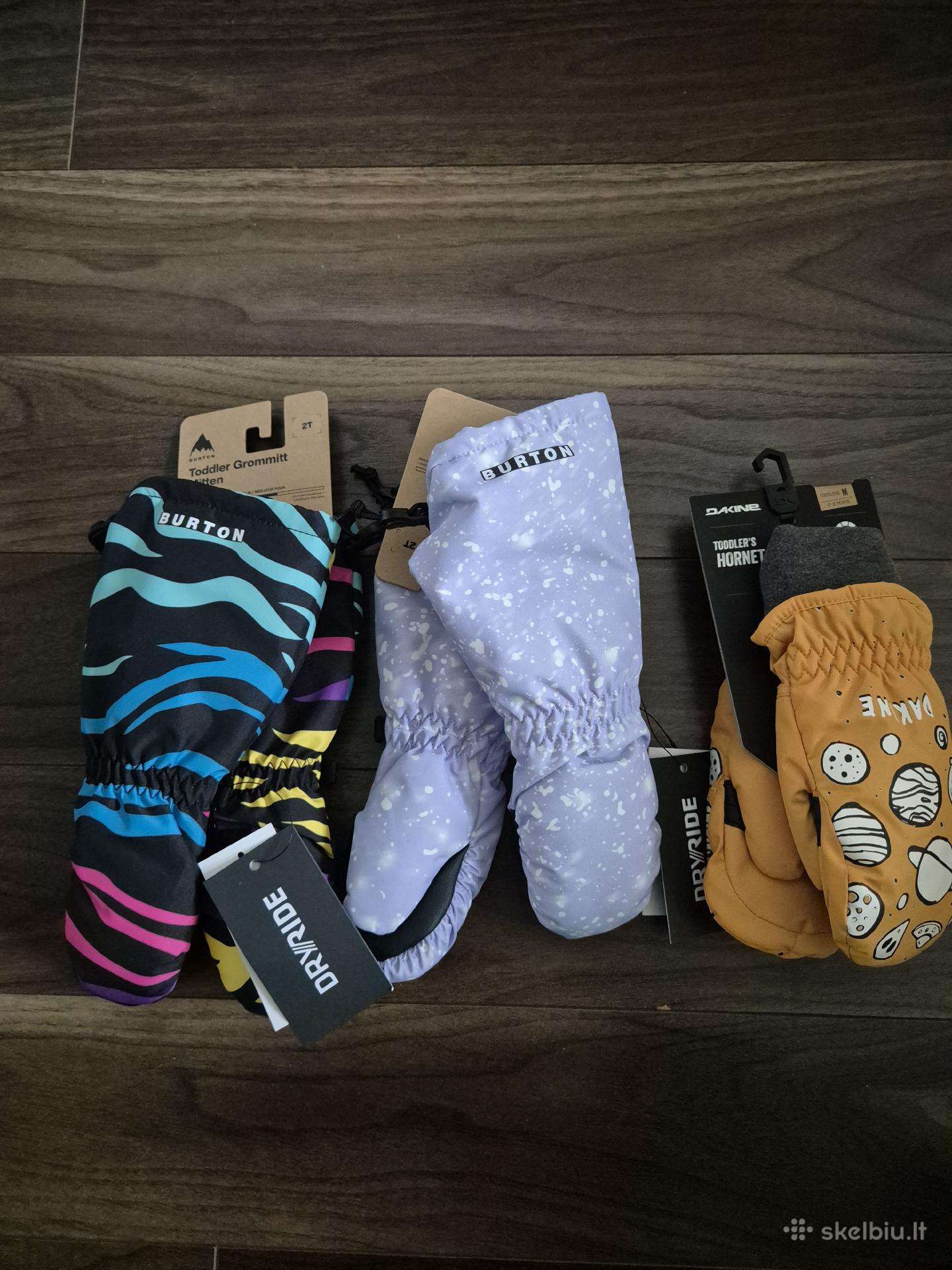 Burton ir Dakine vaikiškos pirštinės