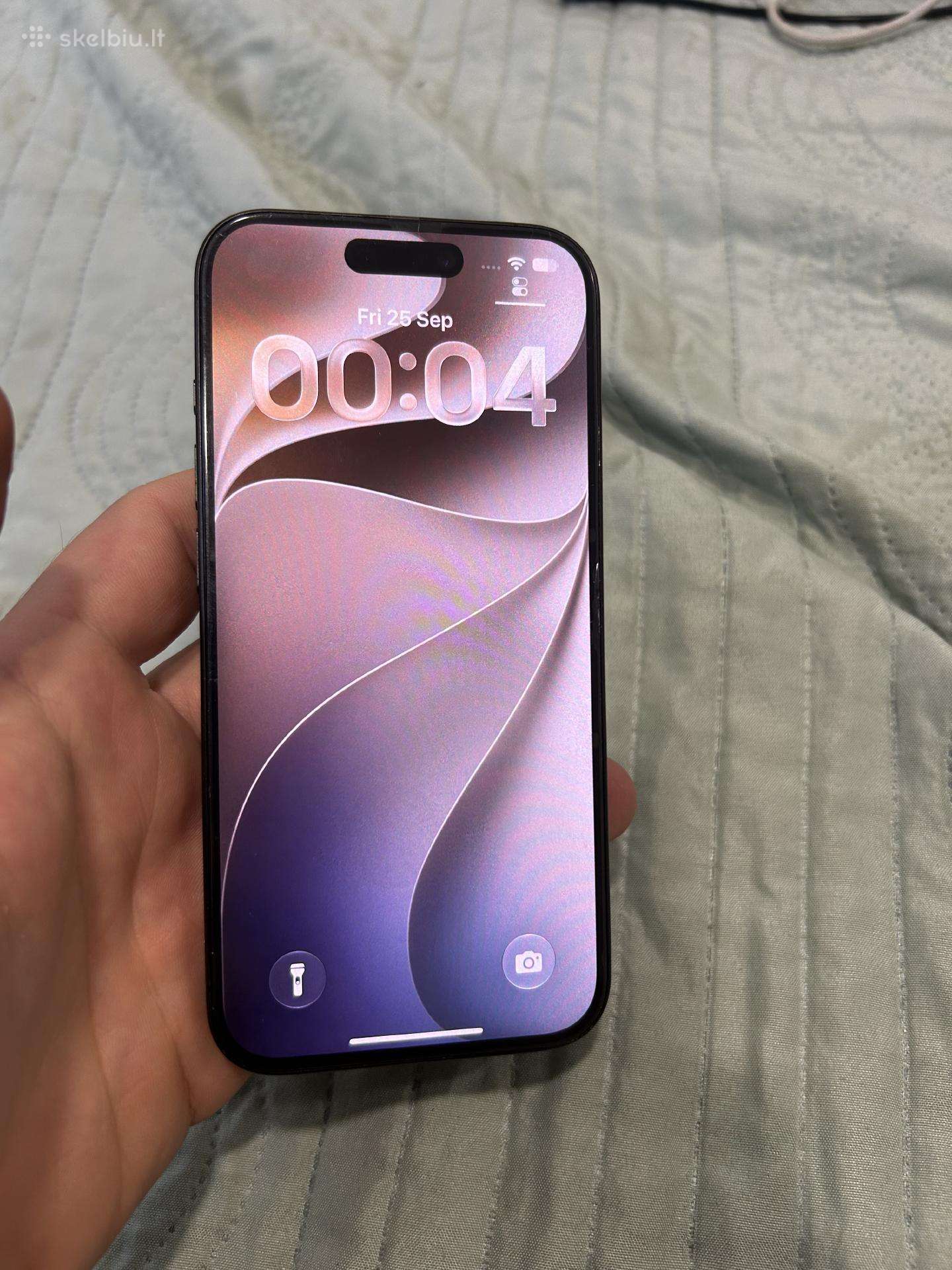 iPhone 15 pro 128gb baterija 87