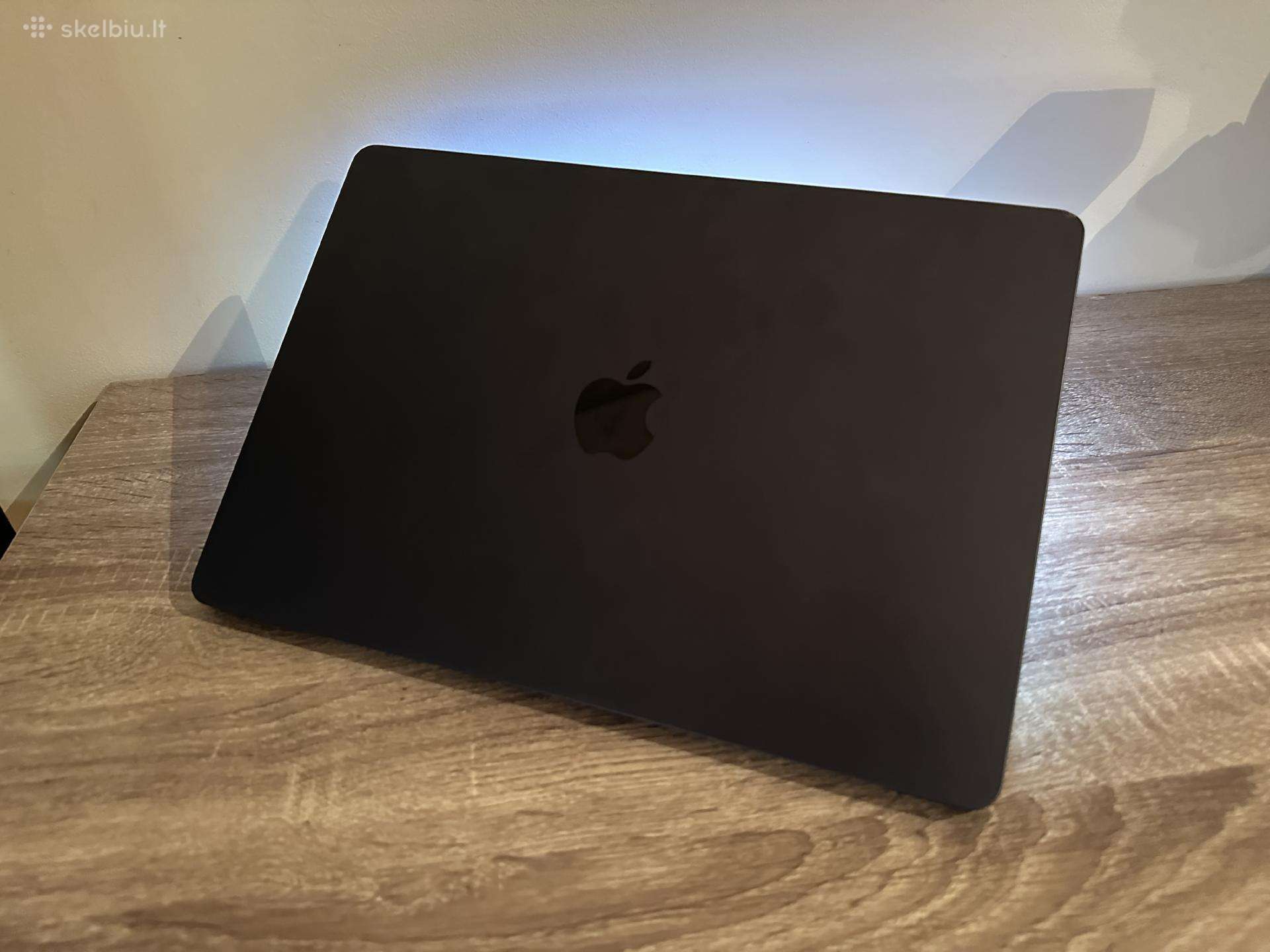 MacBook Air 15 M2 / 8gb / 512gb