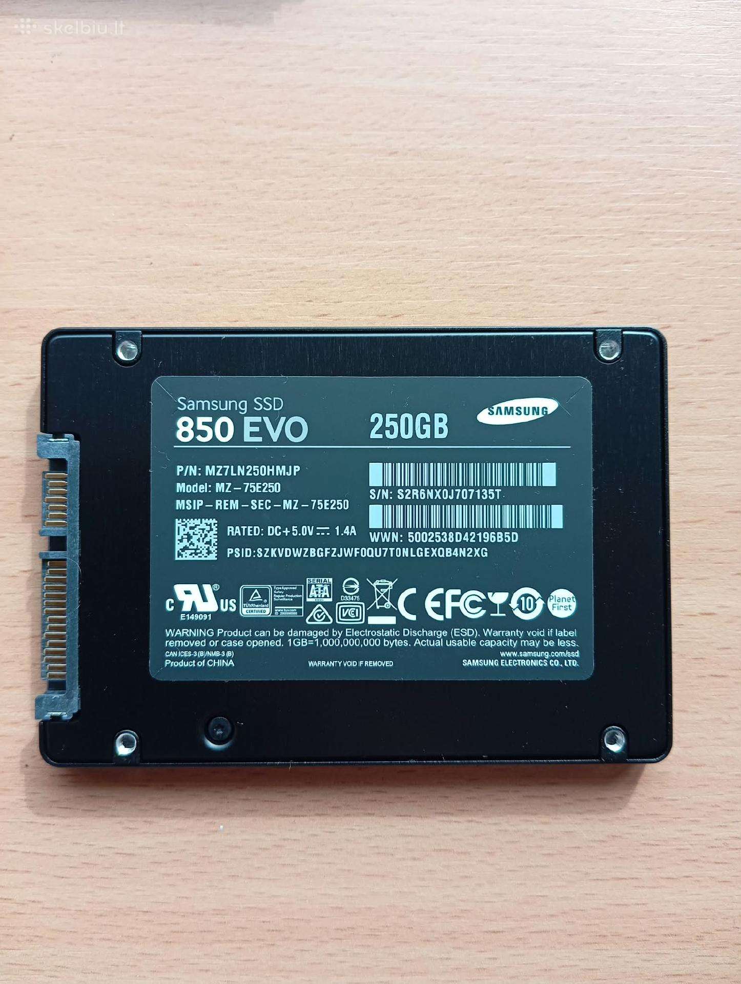 SSD diskas