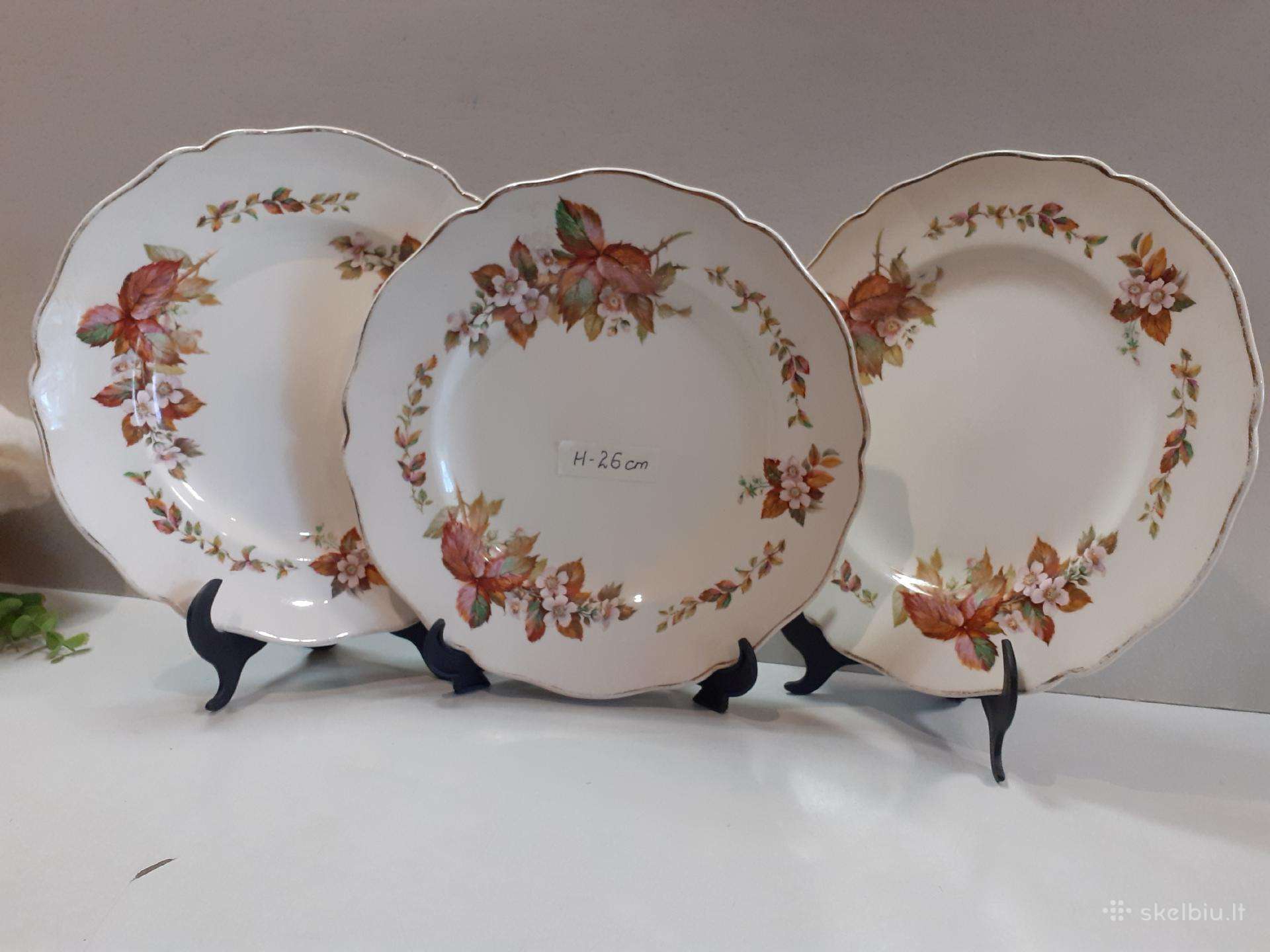 Vintažinė Royal Doulton lėkštės Nr. D6226 1930m