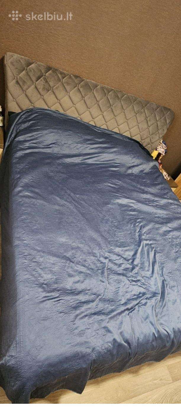 Parduodama veliurine lova 200x160