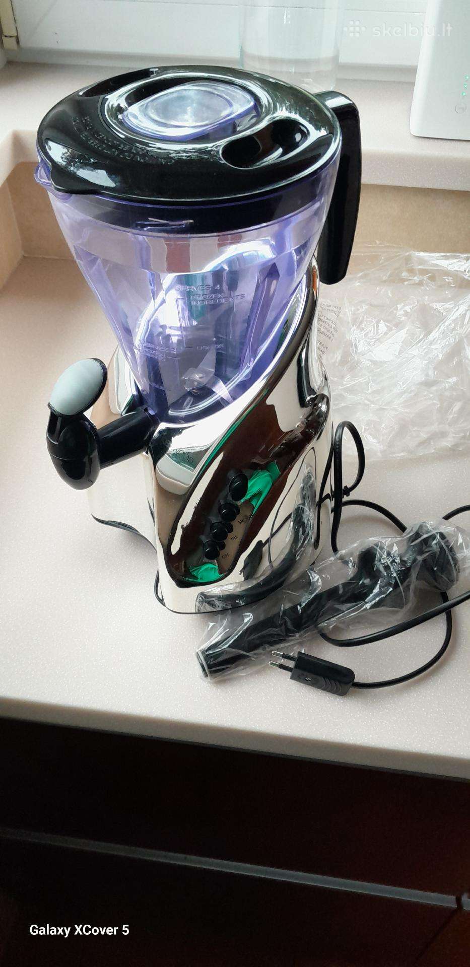 Kenwood kokteilių plakiklis - blenderis