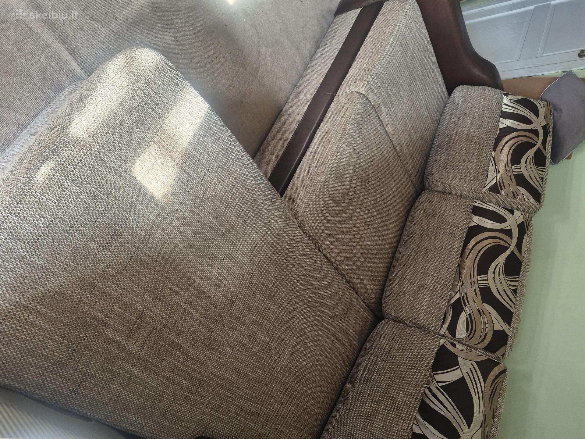 Universalus kampas, sofa lova