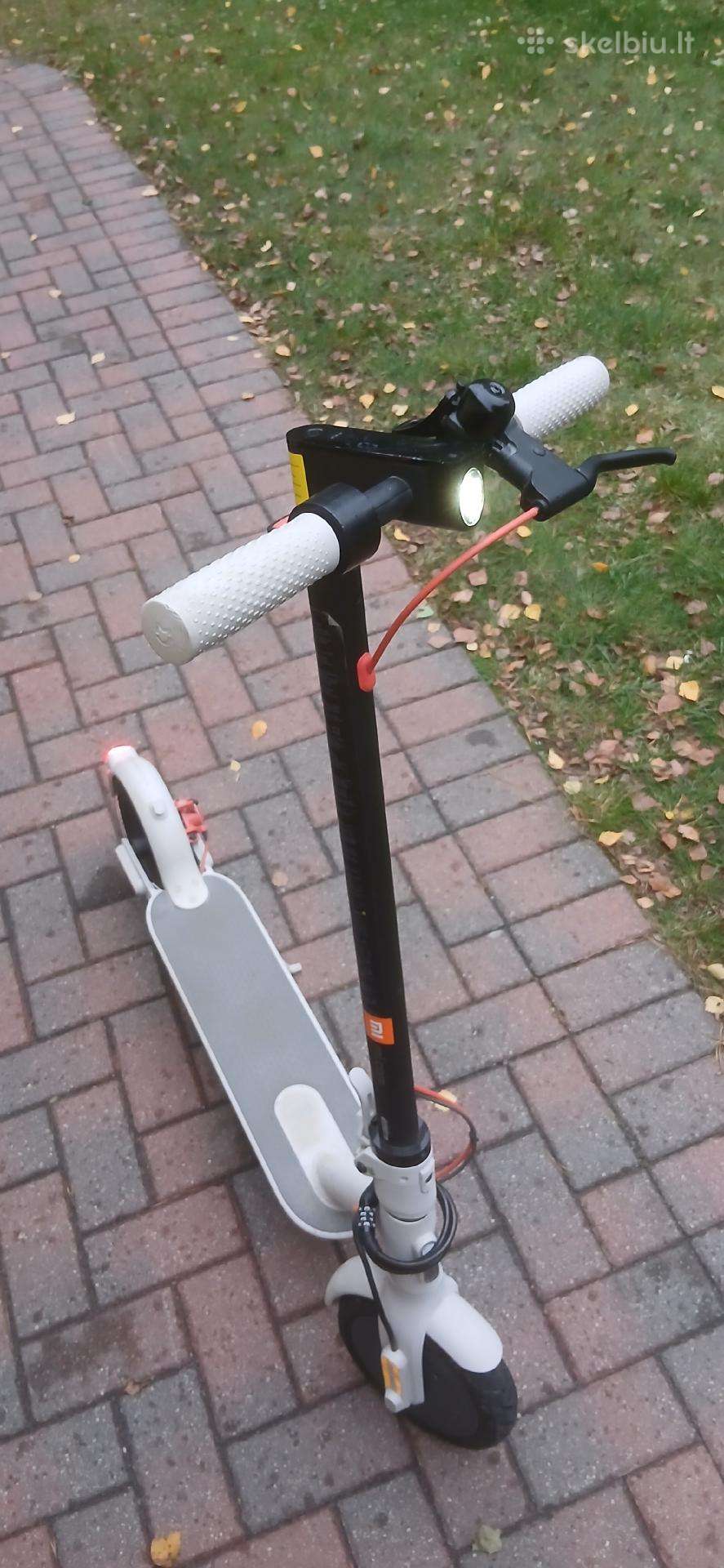 Xiaomi Mi Electric Scooter 3
