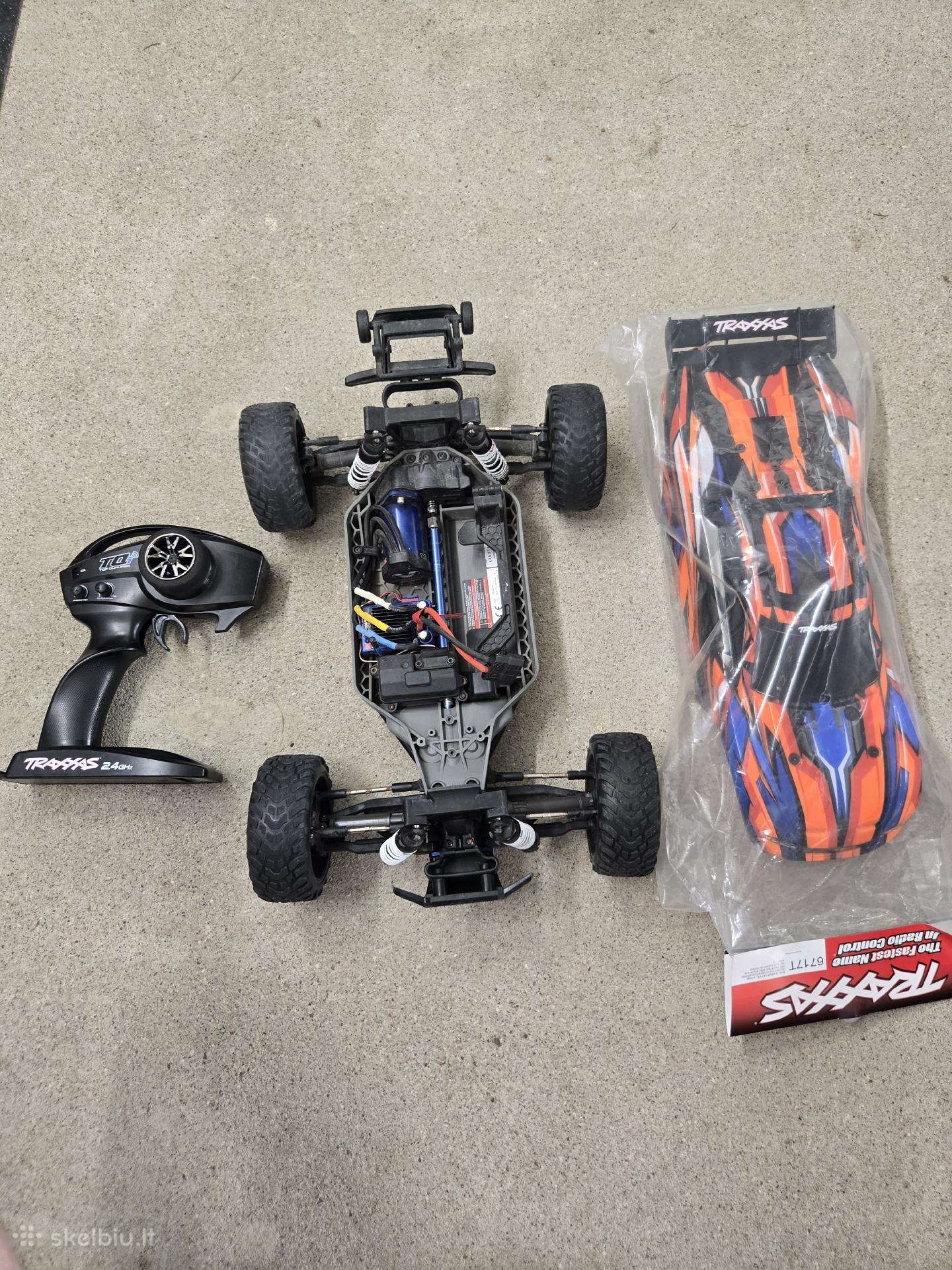 Traxxas rustler vxl 4x4 3s 1/10 RC modelis