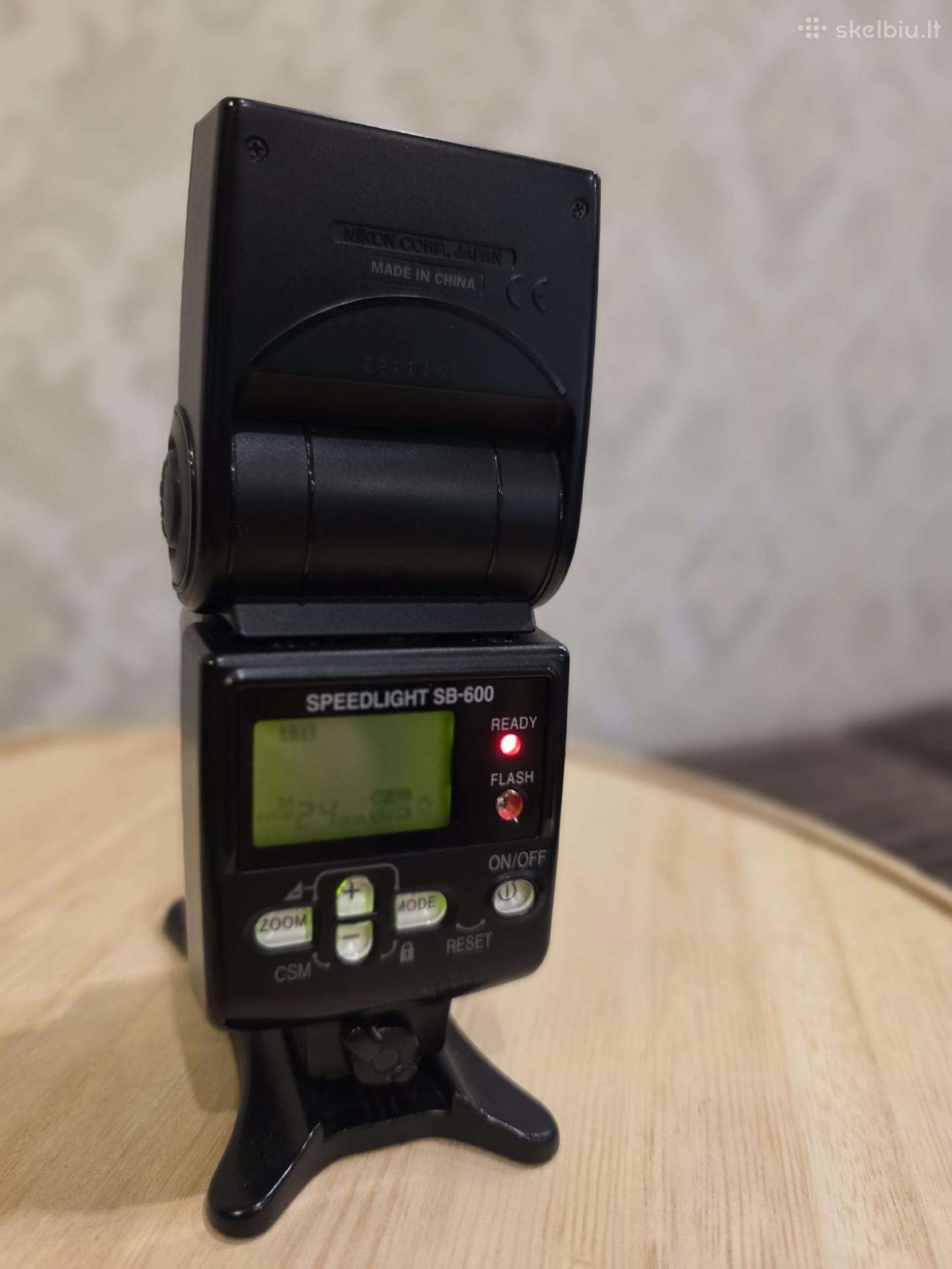 Nikon SB-600