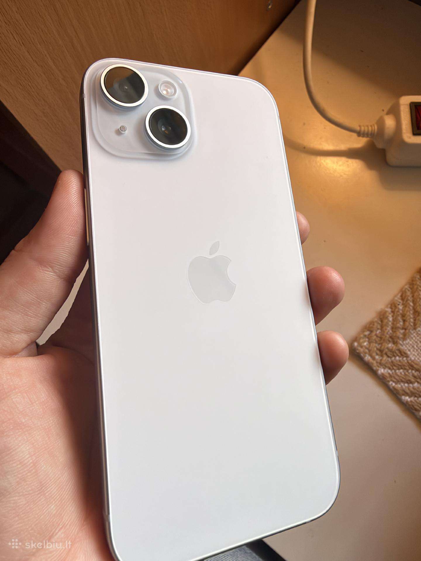 iPhone 15