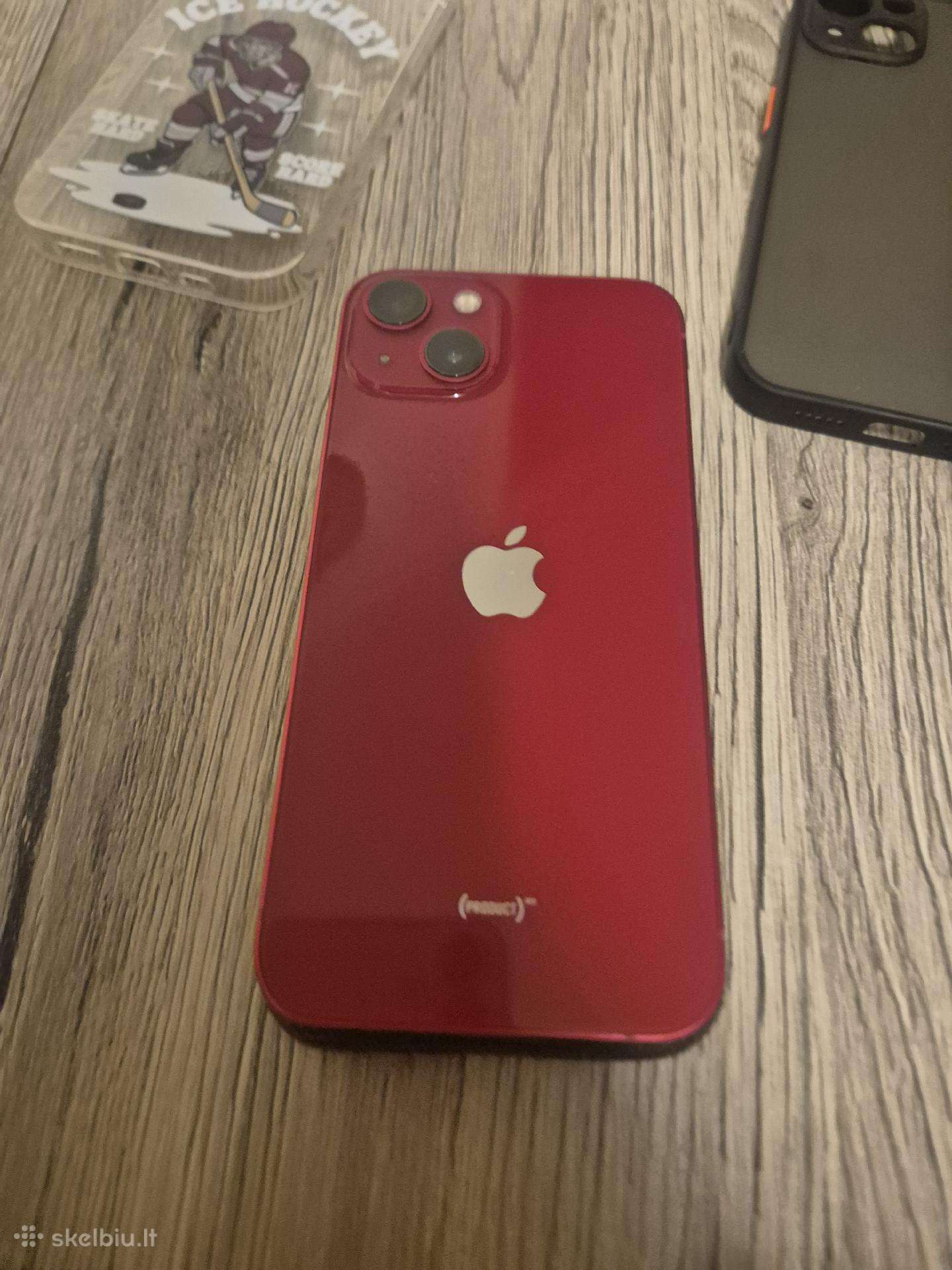 iPhone 13 raudonas
