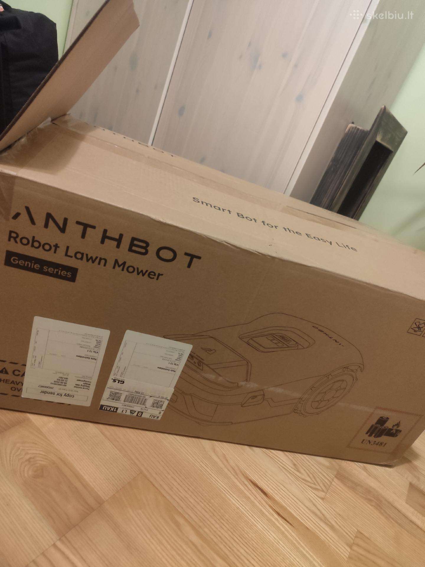 Anthbot 3000