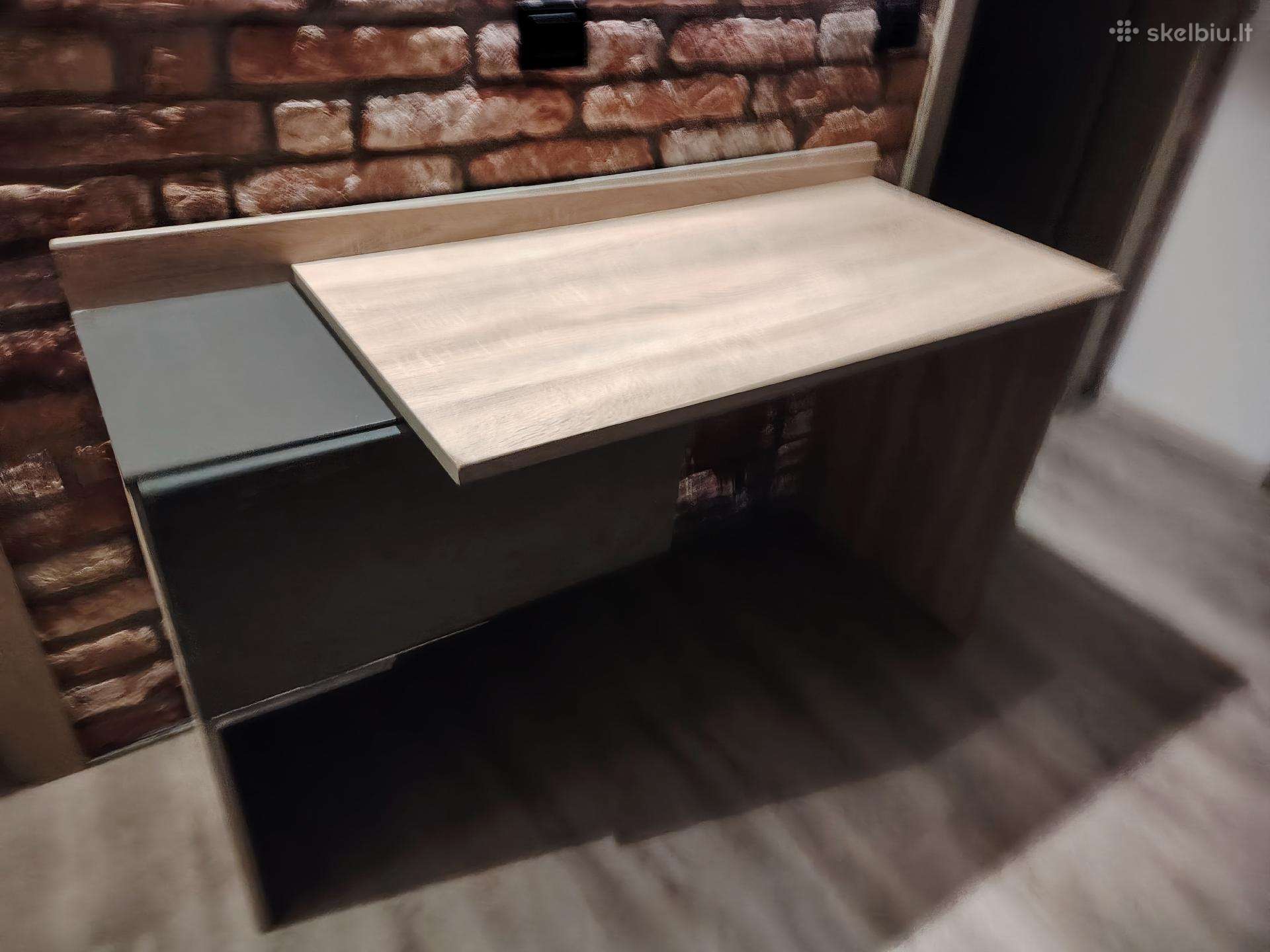 Rašomasis stalas