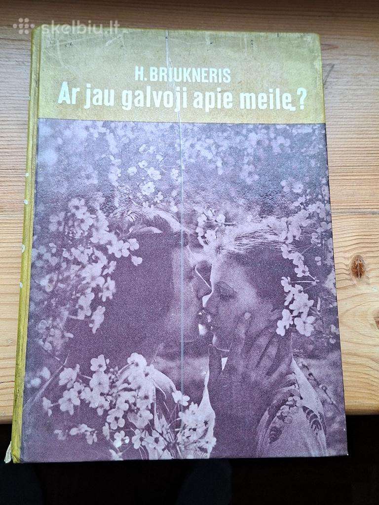 Knyga 1981m. Ar jau galvoji apie meilę?