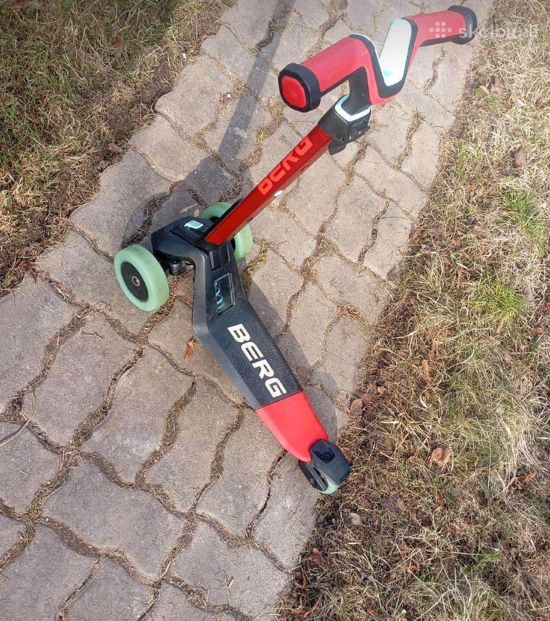 Berg 3 ratų paspirtukas. Sulankstomas. Tvarkingas