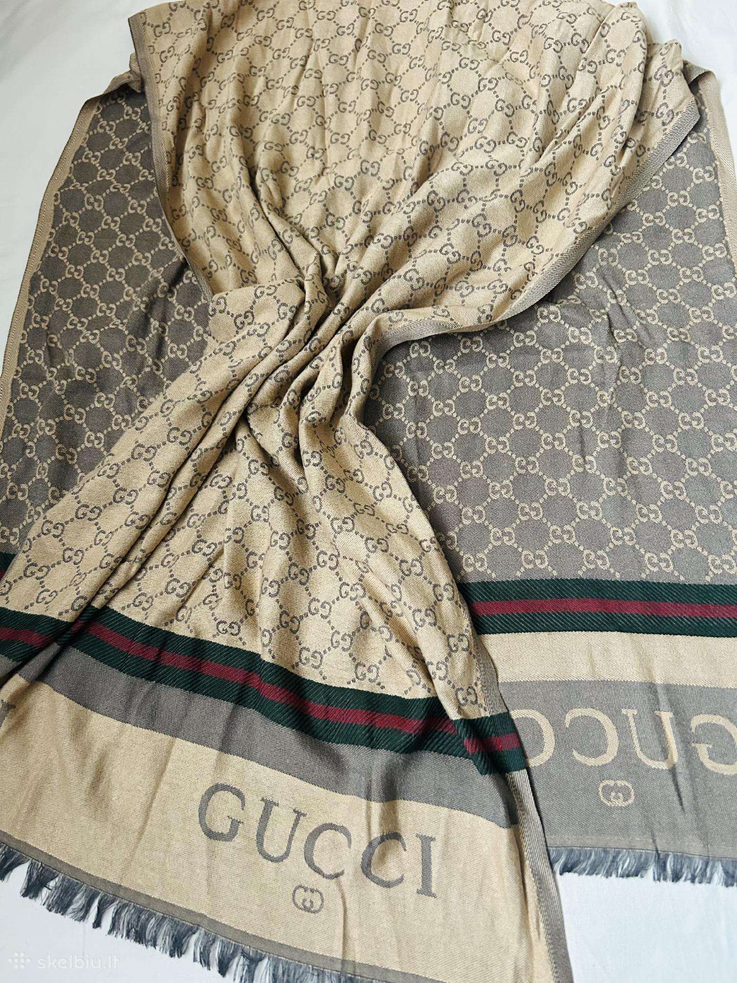 Gucci didelis šalis