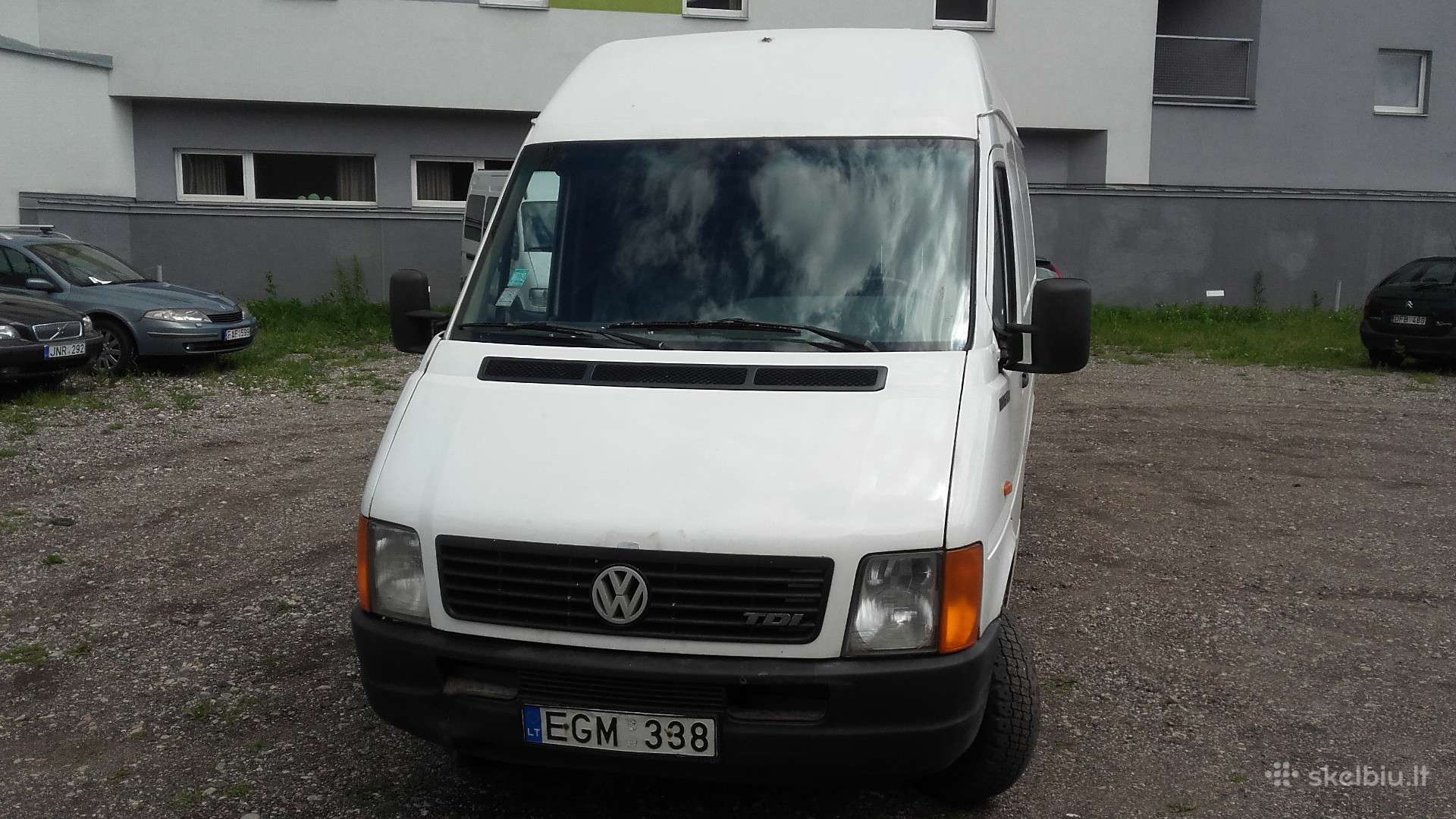 Vezu krovinius iki 2200kg tel. +370 601 76969