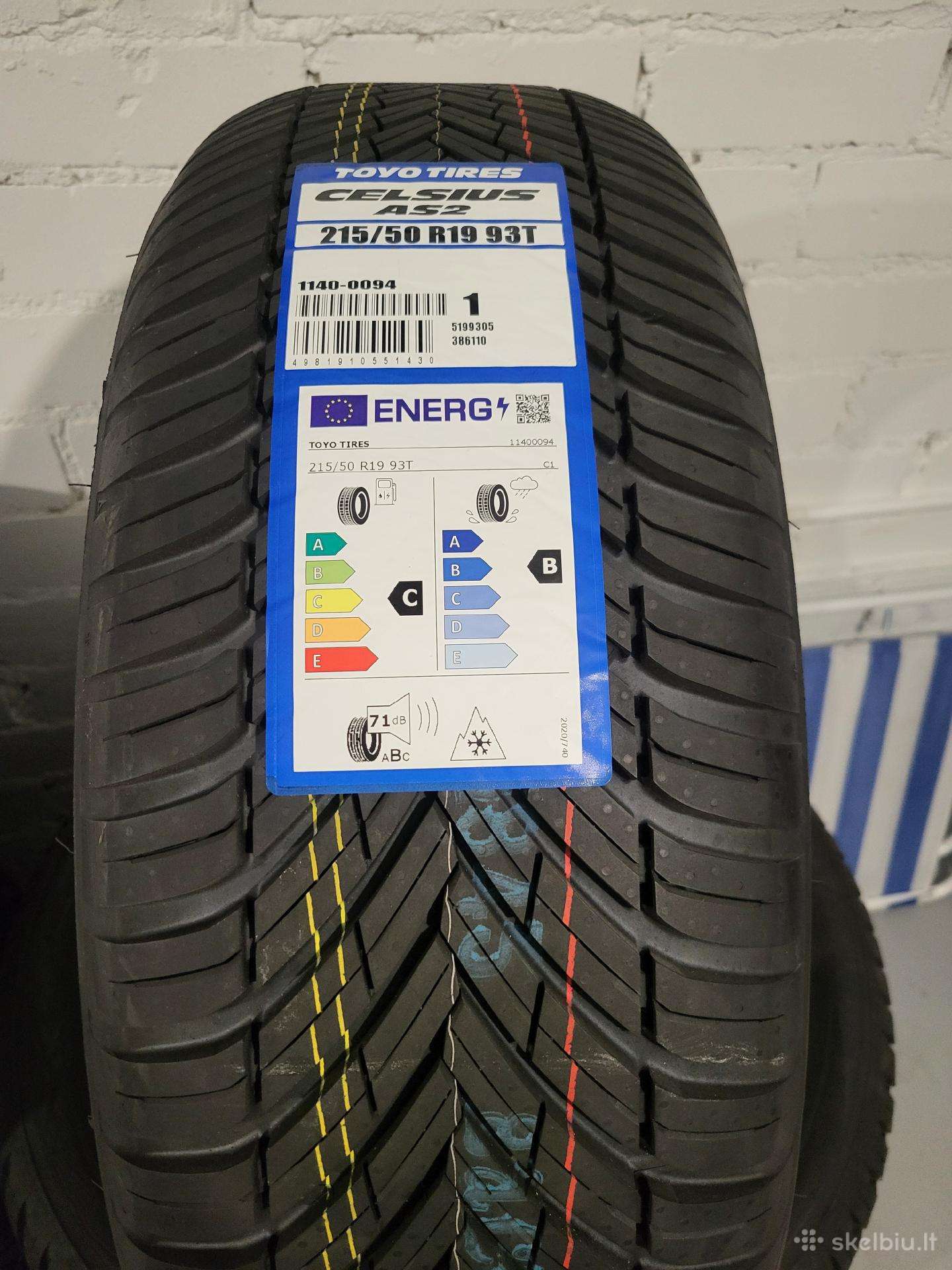 215 50 r19 Naujos toyo universalios padangos