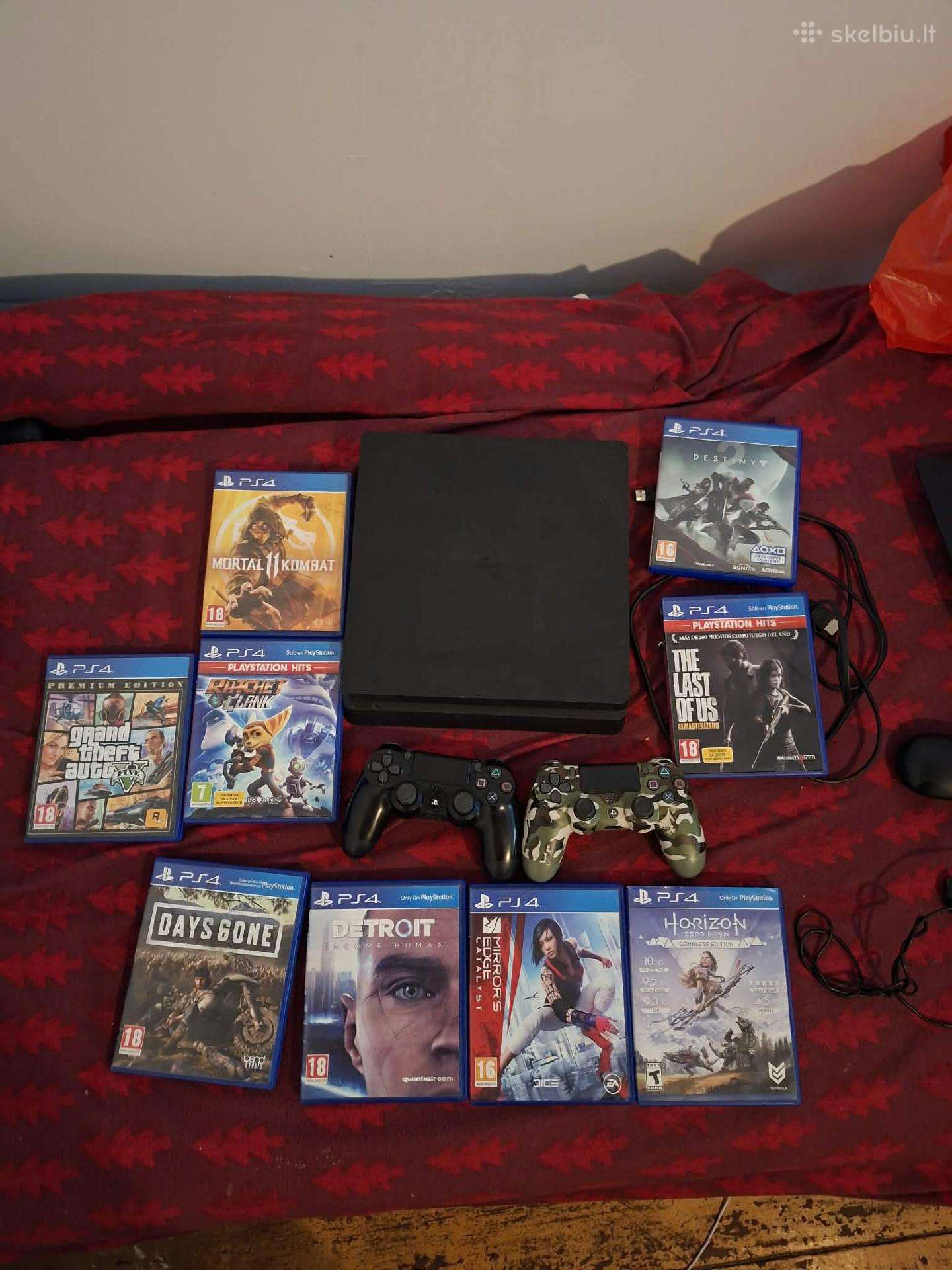Ps4 slim 1tb + palieku paskyra su zaidimais
