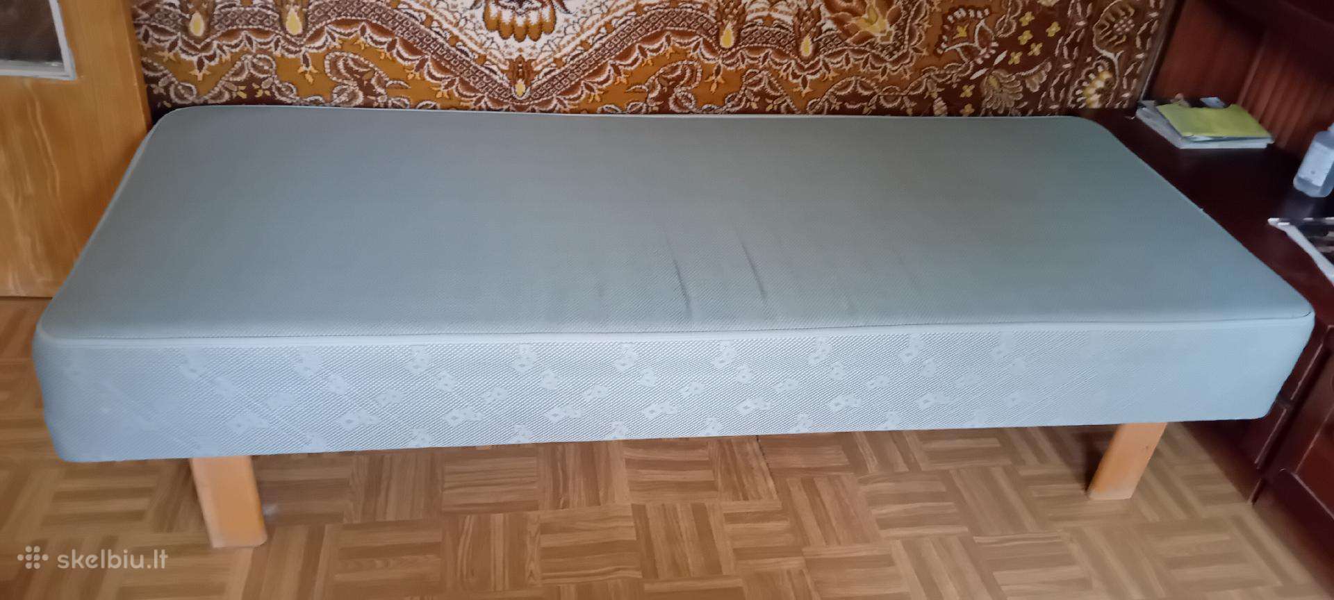 Viengulė lova, kušėtė