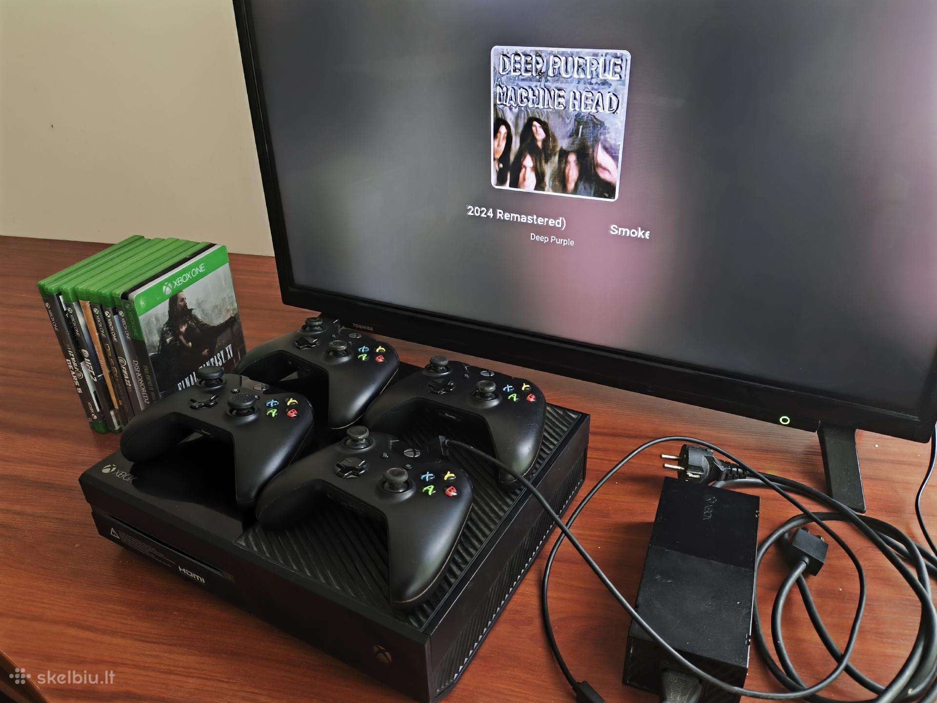 Xbox One, gamepads, games