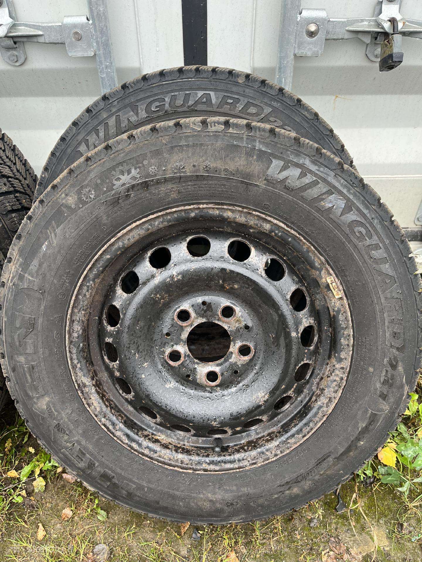 Nexen, winter 195/70 R15