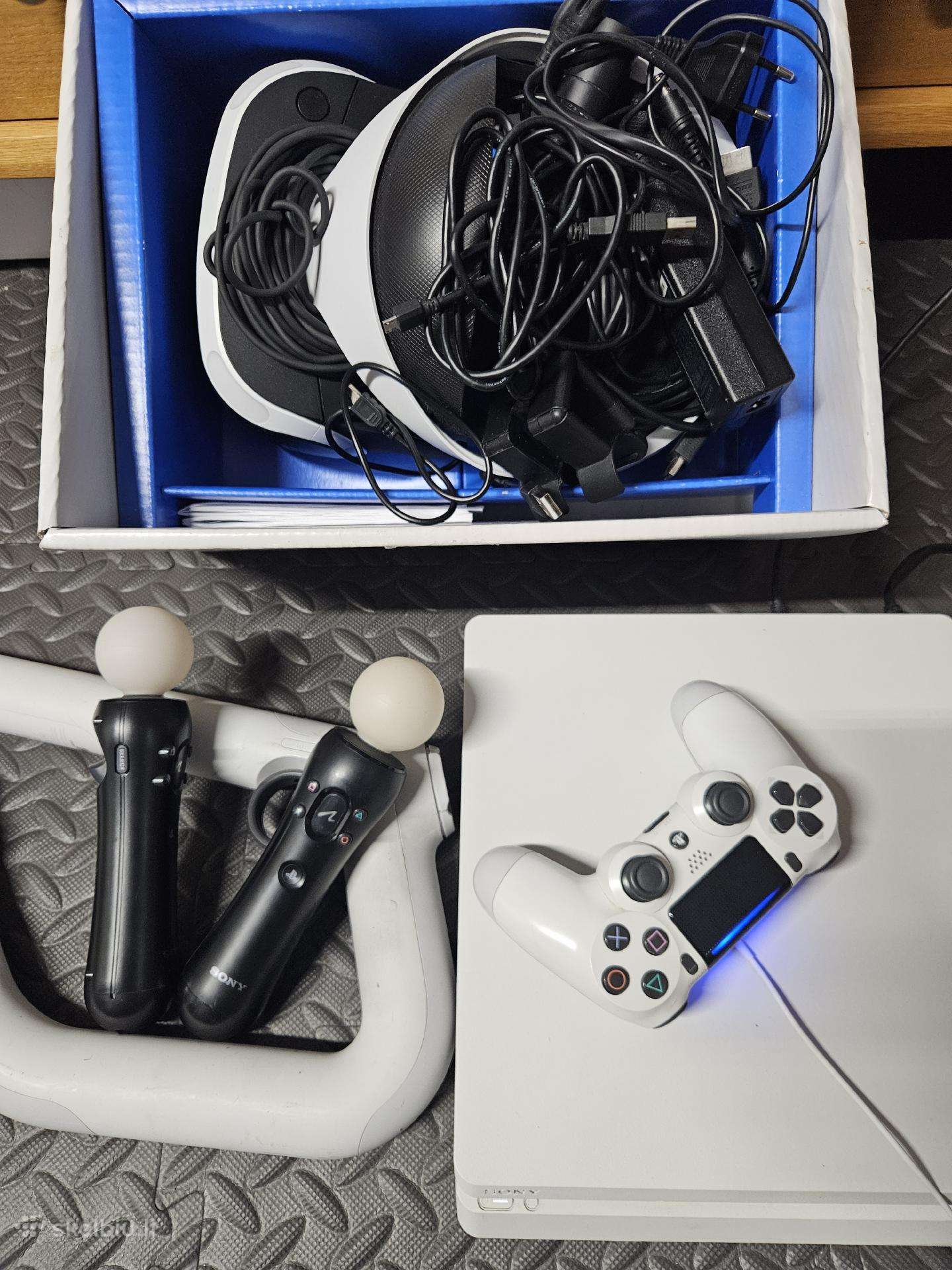 Ps4 slim + Vr akiniai pilniausias komplektas