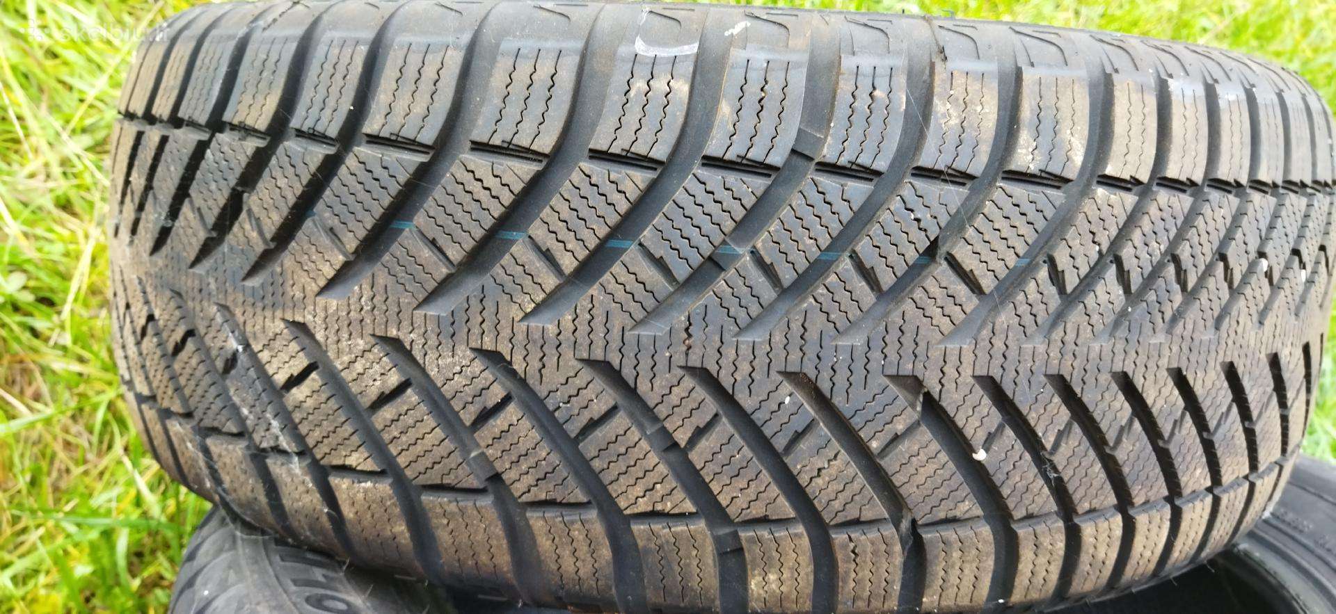 Žiemines padangos 225x55r17 100eur.
