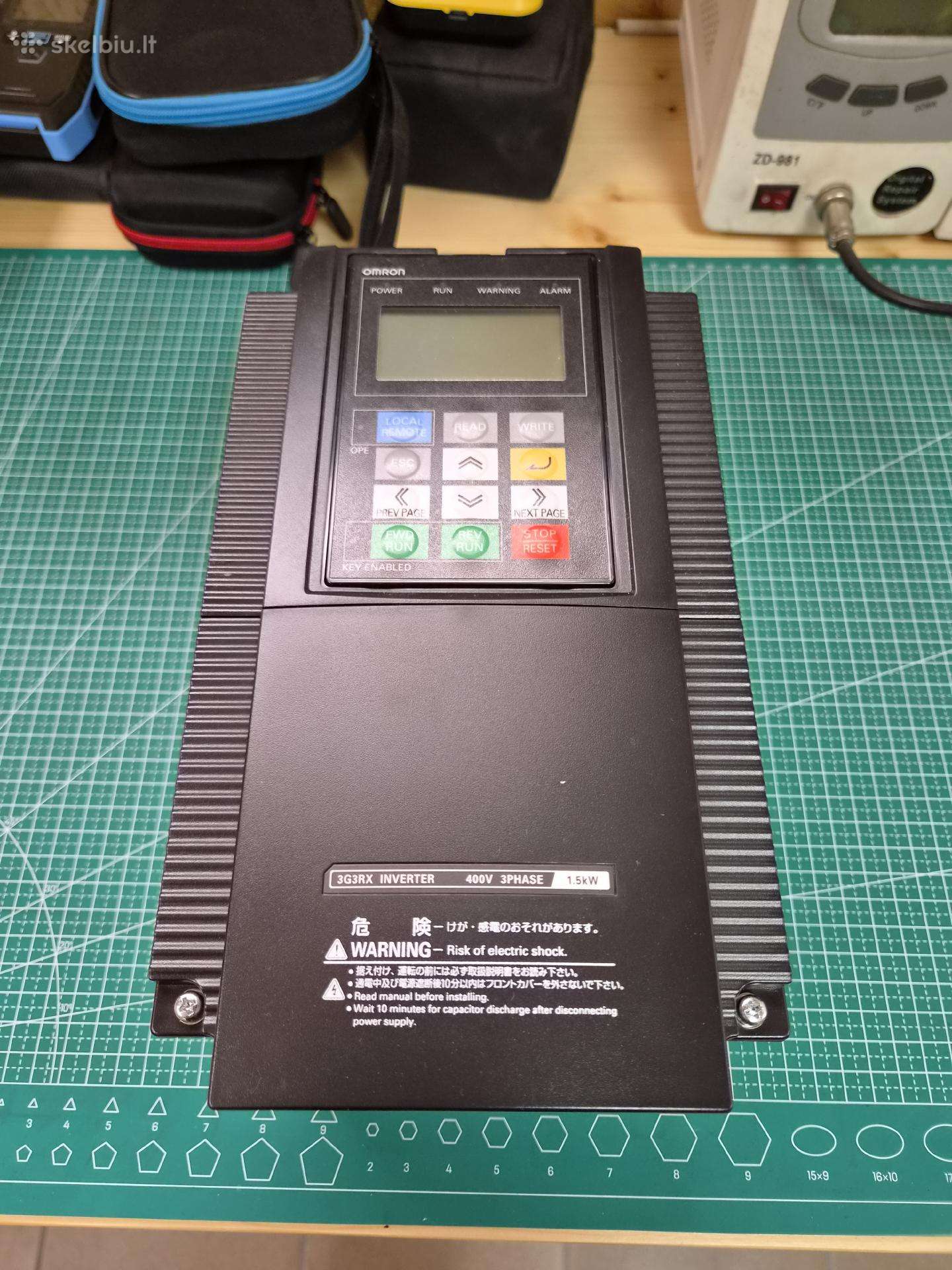 Dažnio keitiklis 1,5kw Omron 3g3rx-a4015-e1f