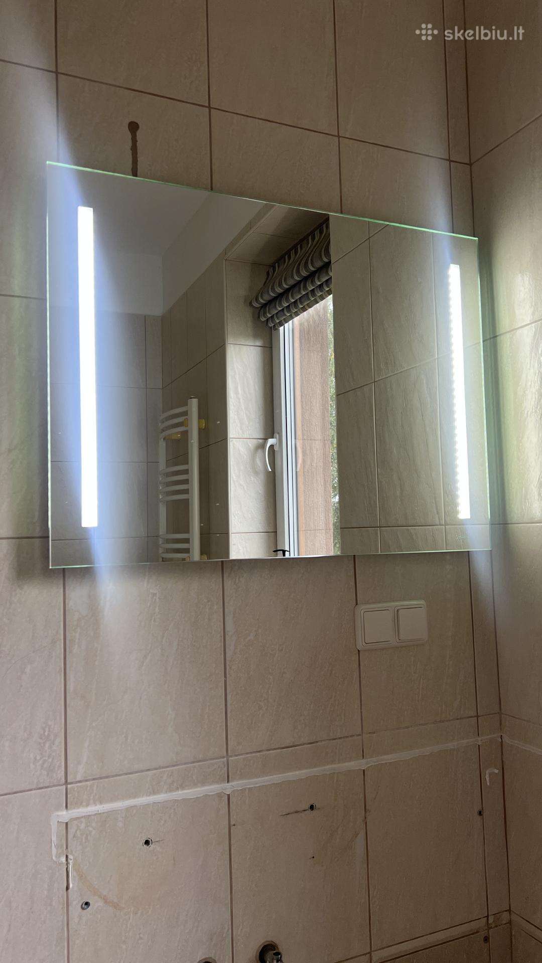 Lux-aqua veidrodis su apšvietimu