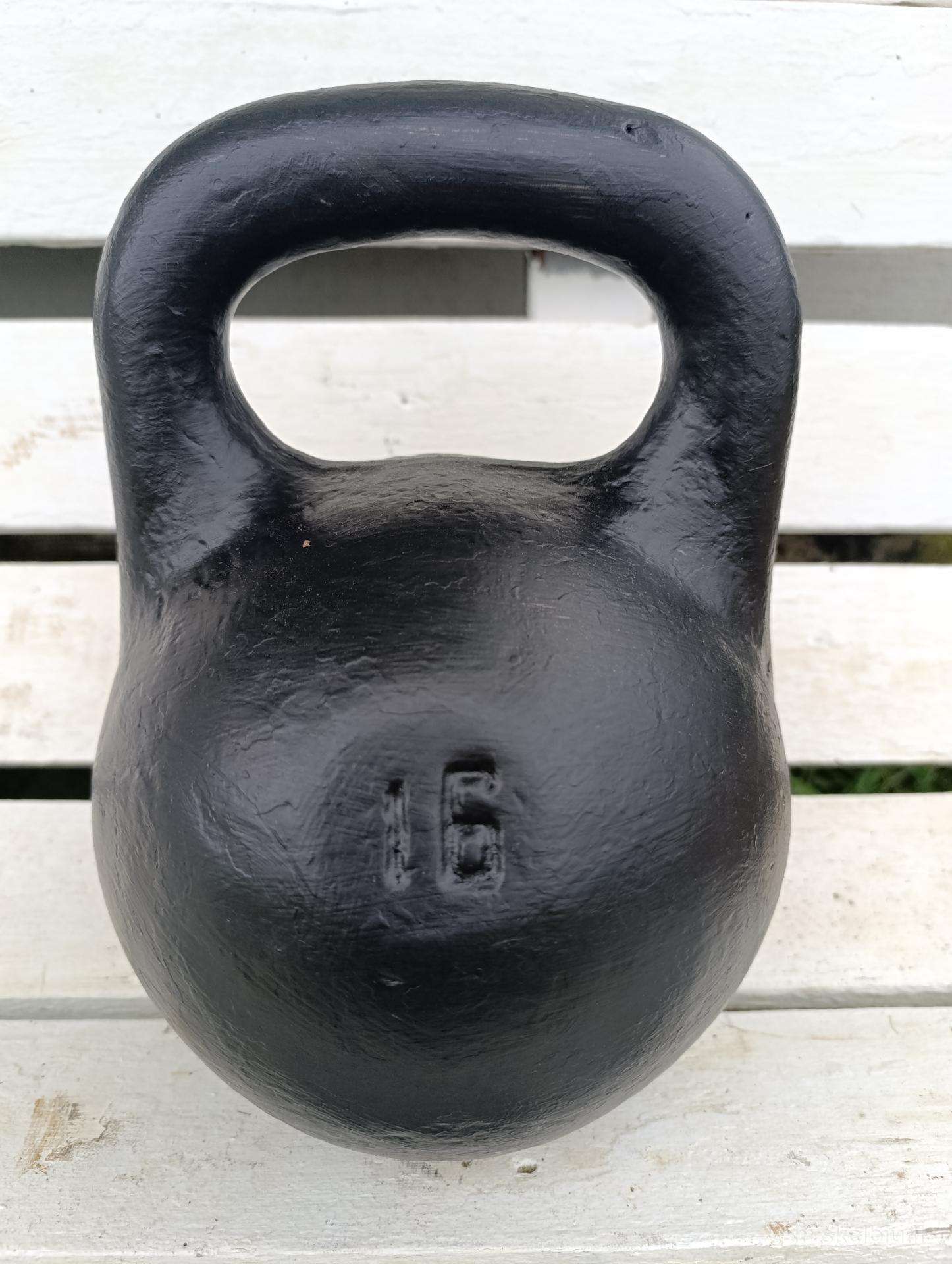 Metalinė sportinė gyra (gyrė,svarmuo) -16kg -50€