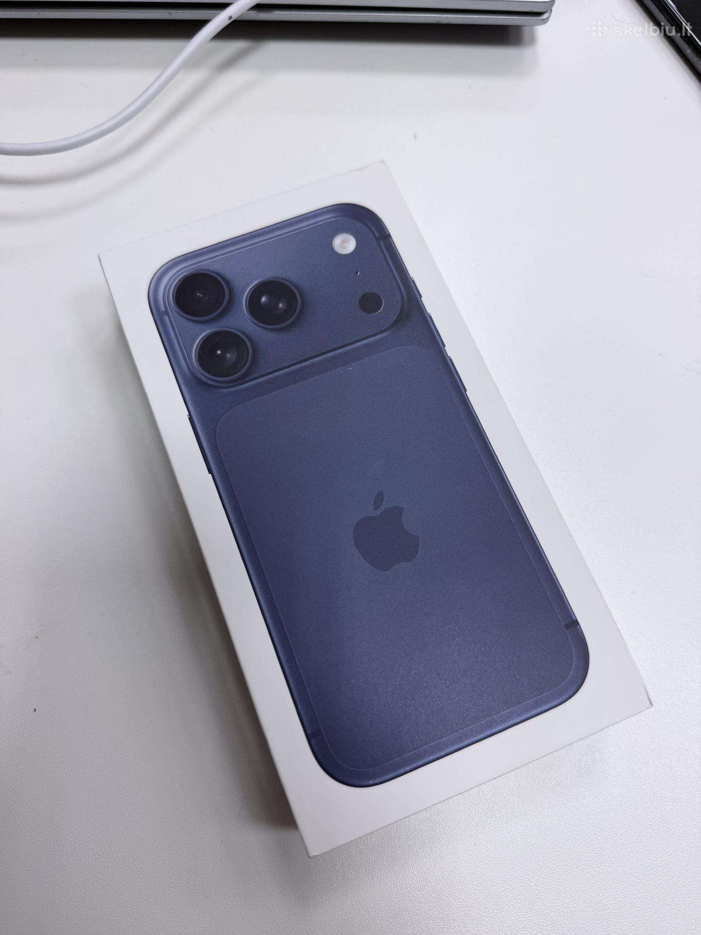 iPhone 17 Pro Deep Blue dėžutė