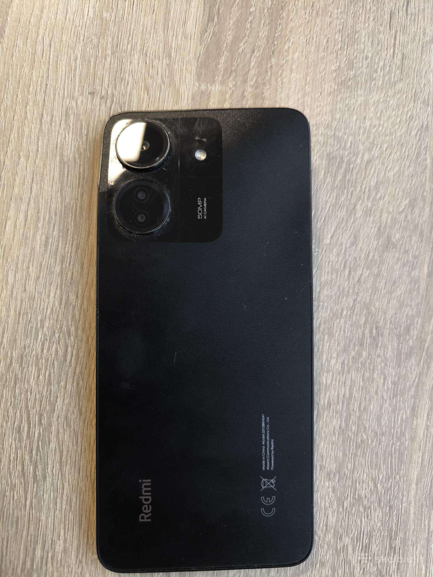Redmi 13c užlenktasis, akivaizdžiai dalim