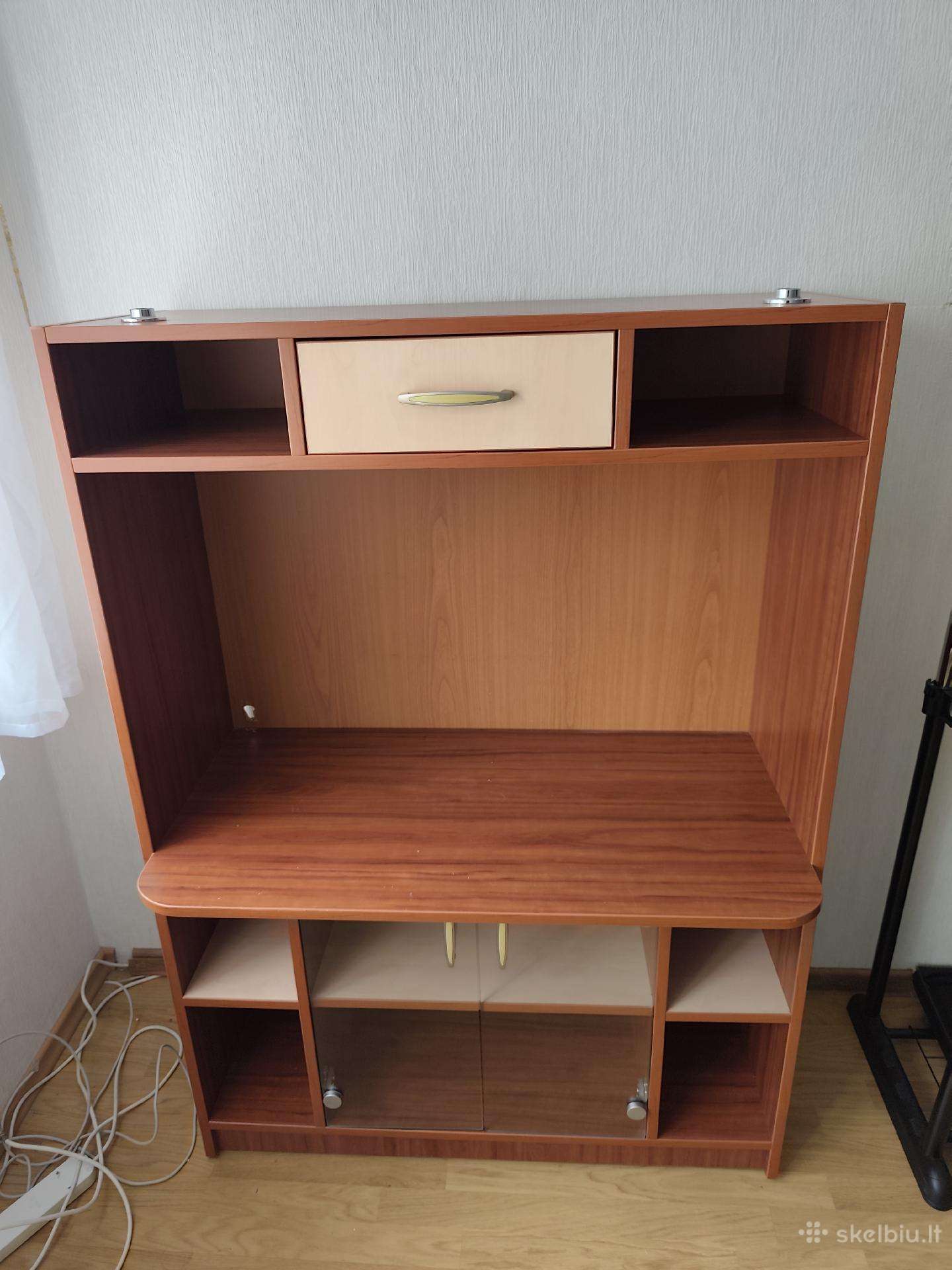 Atiduodu spintelę